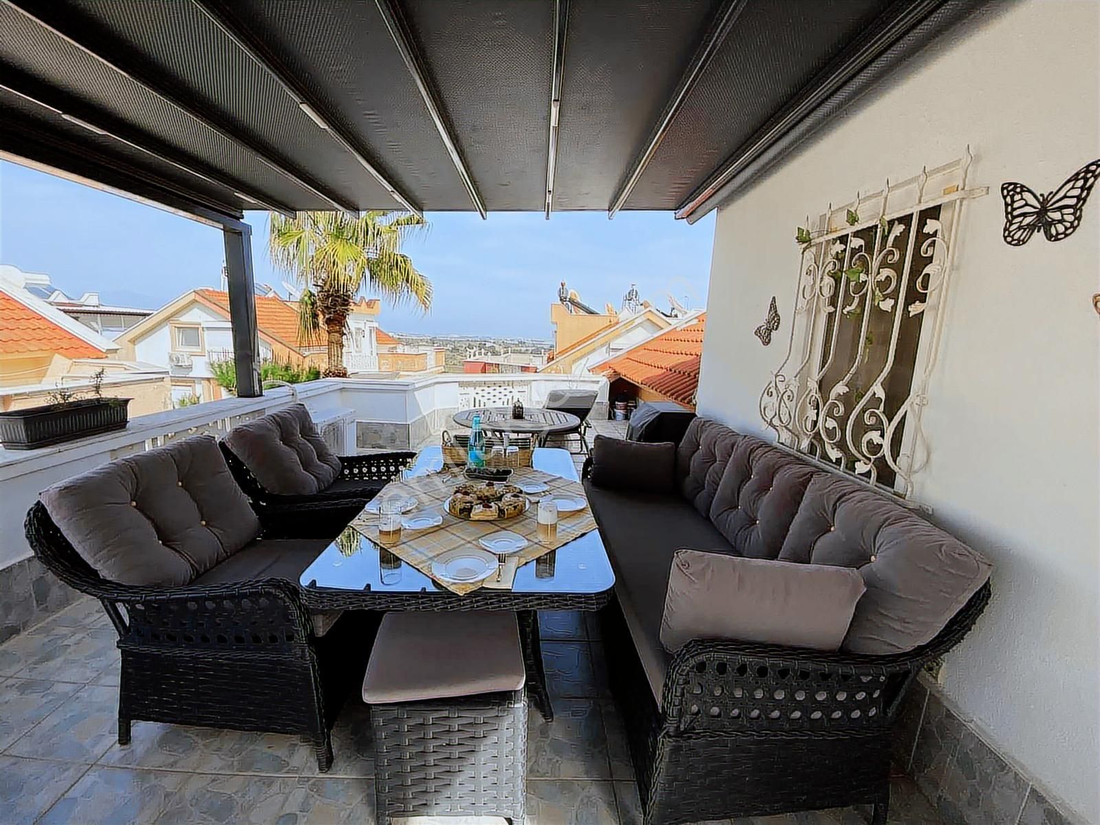 Altıntaş Satılık Villa Havuzlu Site İçerisinde - Görsel 10