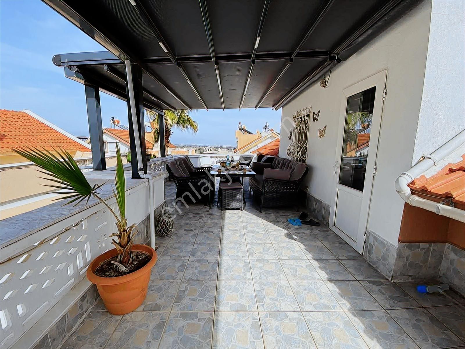 Altıntaş Satılık Villa Havuzlu Site İçerisinde - Görsel 7