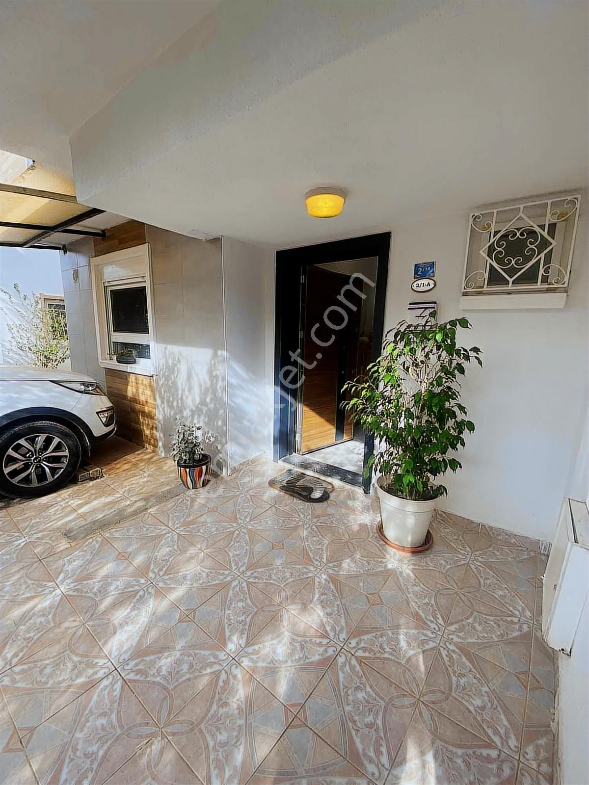 Altıntaş Satılık Villa Havuzlu Site İçerisinde - Görsel 6