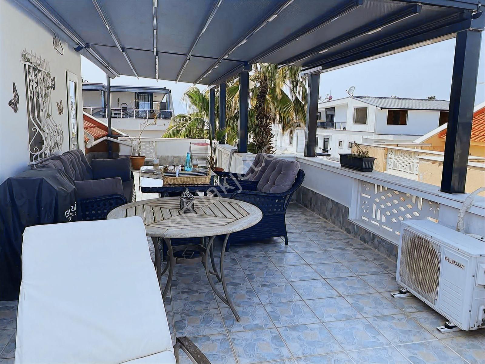 Altıntaş Satılık Villa Havuzlu Site İçerisinde - Görsel 9