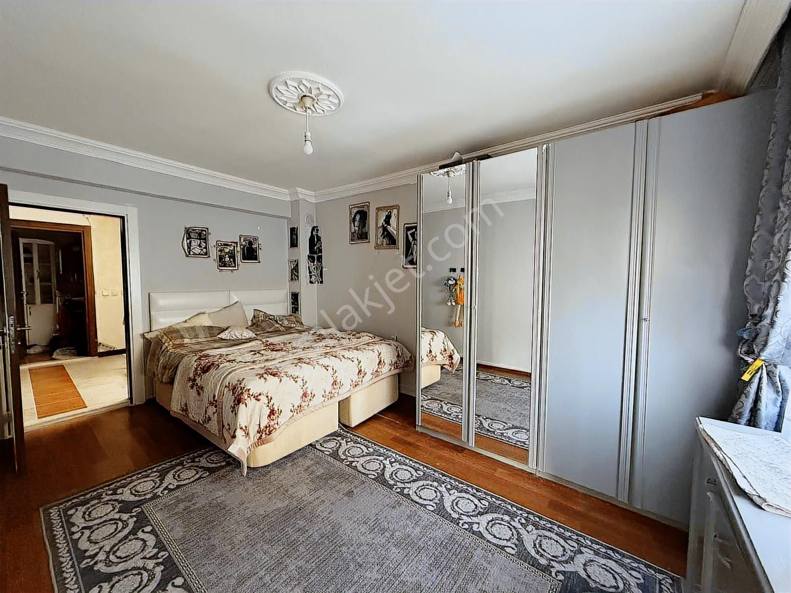 Güzeloba Güzelbağda Daire Fiyatına Mustakil Satılık Villa - Görsel 32