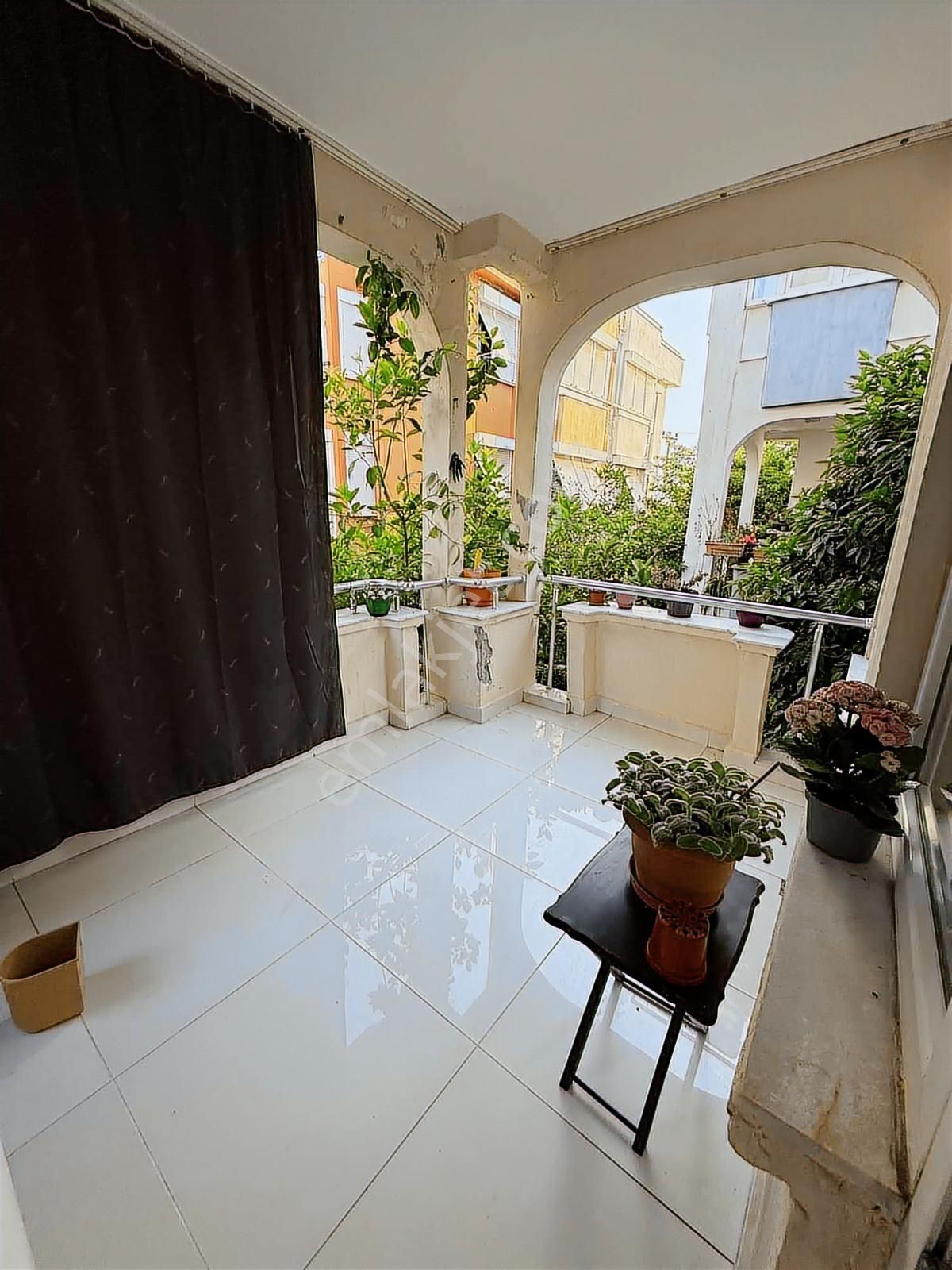 Güzeloba Güzelbağda Daire Fiyatına Mustakil Satılık Villa - Görsel 17