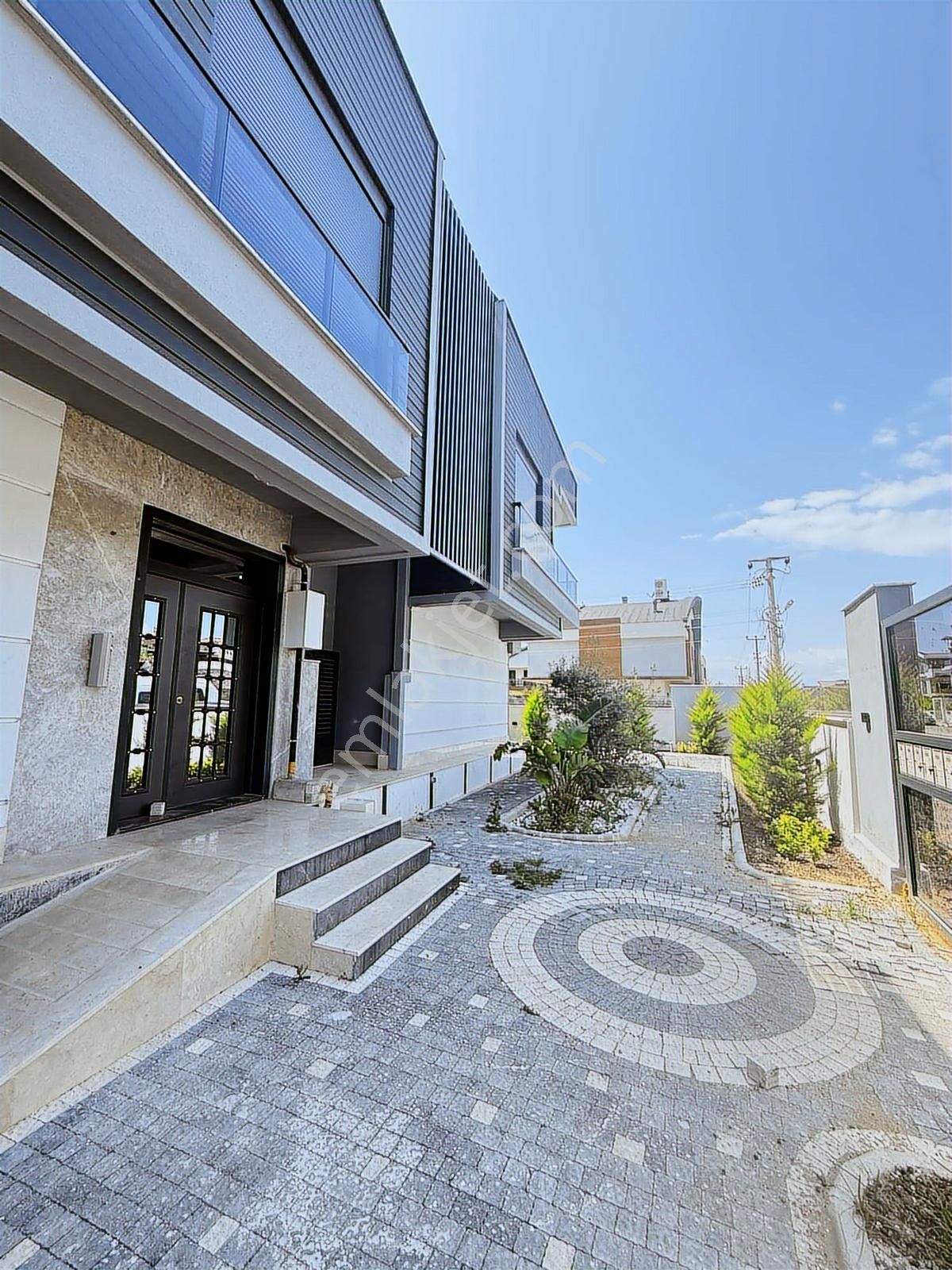 Güzelobada Bahçe Kullanımlı Doğalgazlı Satılık Sıfır 1+1 Daire - Görsel 3