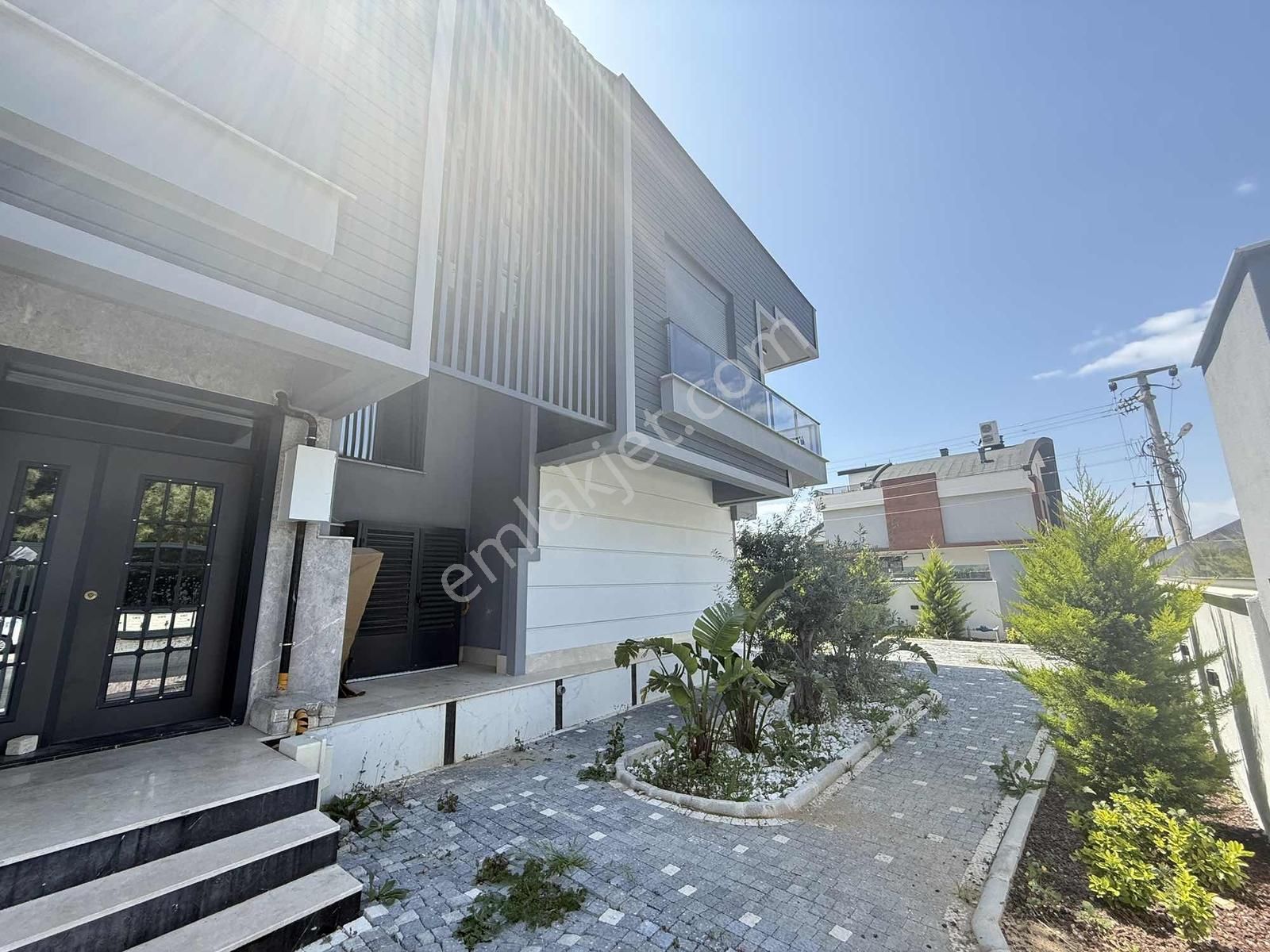 Güzelobada Bahçe Kullanımlı Doğalgazlı Satılık Sıfır 1+1 Daire - Görsel 4