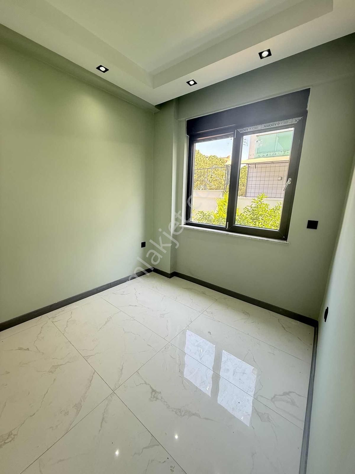 Güzelobada Bahçe Kullanımlı Doğalgazlı Satılık Sıfır 1+1 Daire - Görsel 10