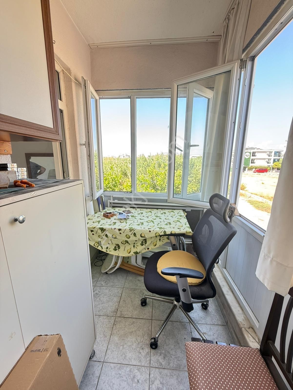 Havuzlu Site İçerisinde 3+1 Ayrı Mutfak Doğalgazlı Daire - Görsel 18