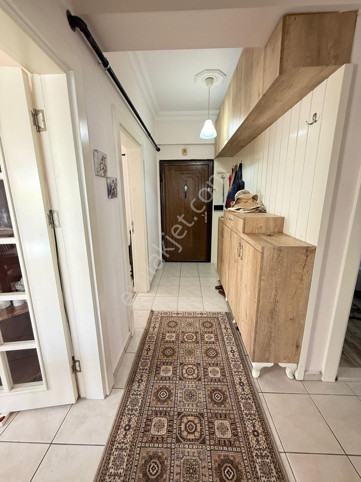 Havuzlu Site İçerisinde 3+1 Ayrı Mutfak Doğalgazlı Daire - Görsel 7