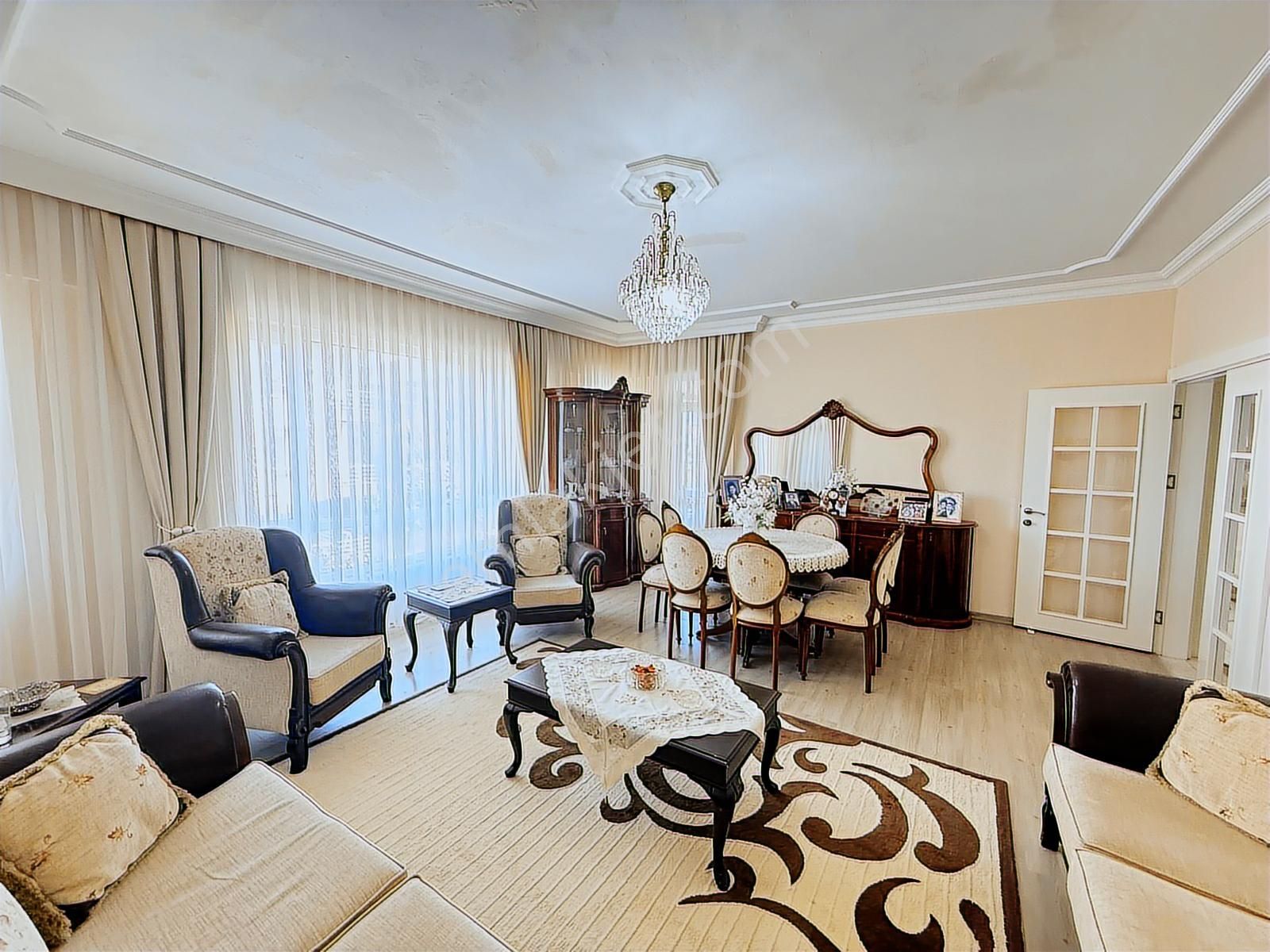 Havuzlu Site İçerisinde 3+1 Ayrı Mutfak Doğalgazlı Daire - Görsel 10