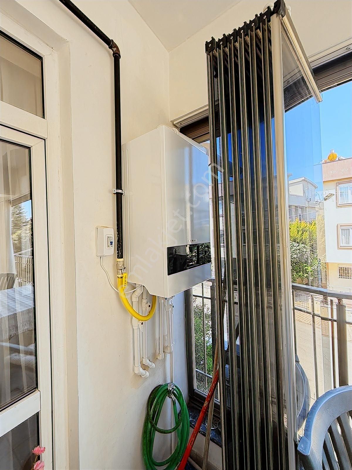 Havuzlu Site İçerisinde 3+1 Ayrı Mutfak Doğalgazlı Daire - Görsel 21