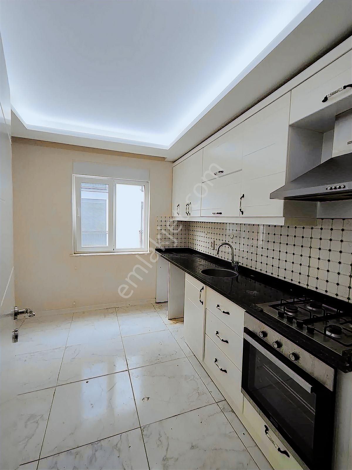 Güzeloba Rauf Denktaş 5 Dk. 2+1 Ayrı Mutfak Site İçerinde Daire - Görsel 10