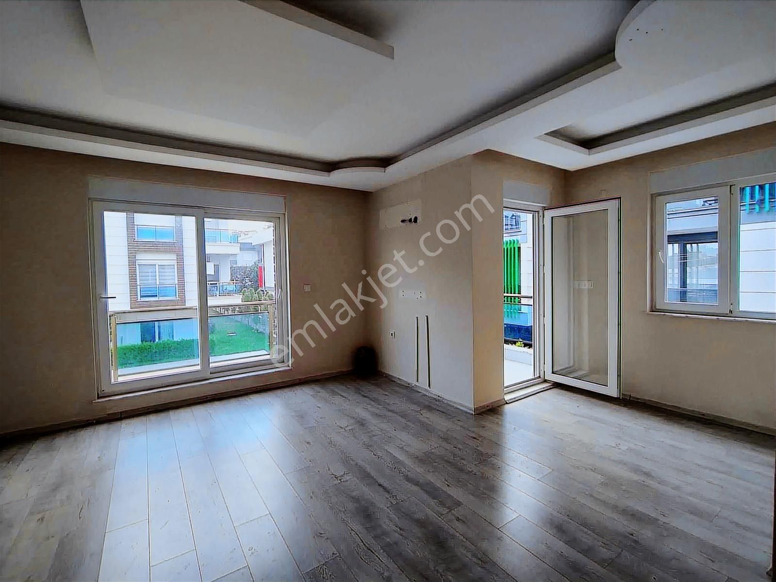 Güzeloba Rauf Denktaş 5 Dk. 2+1 Ayrı Mutfak Site İçerinde Daire - Görsel 7