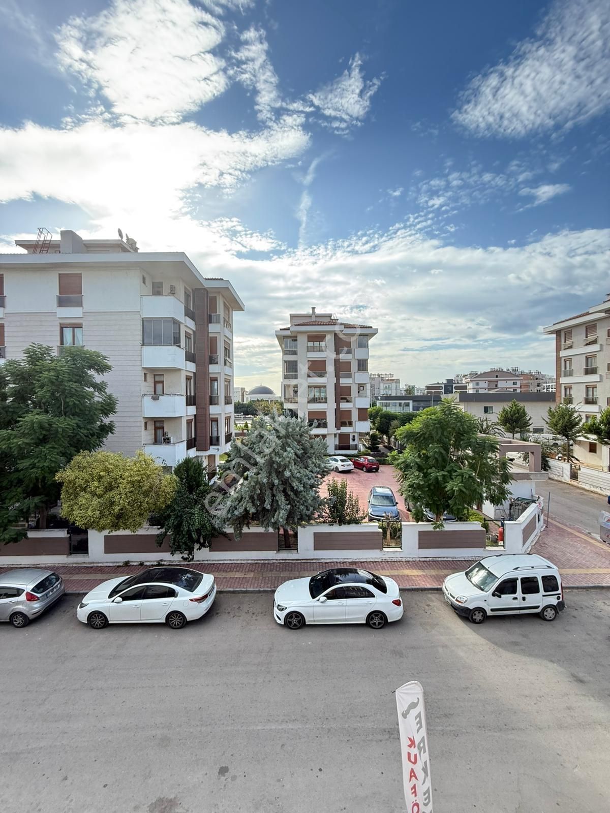 R.denktaş Caddesi Katta 2+1 Temiz Eşyalı Kiralık Daire - Görsel 5