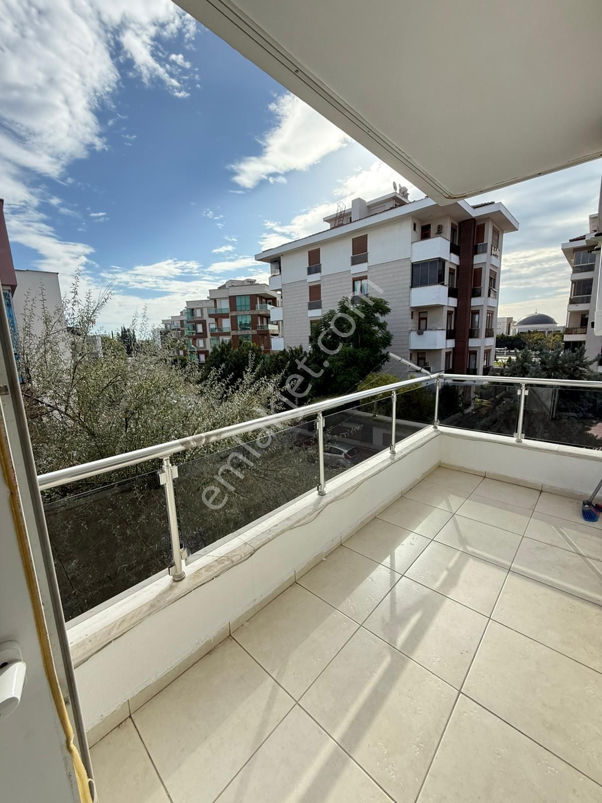 R.denktaş Caddesi Katta 2+1 Temiz Eşyalı Kiralık Daire - Görsel 19