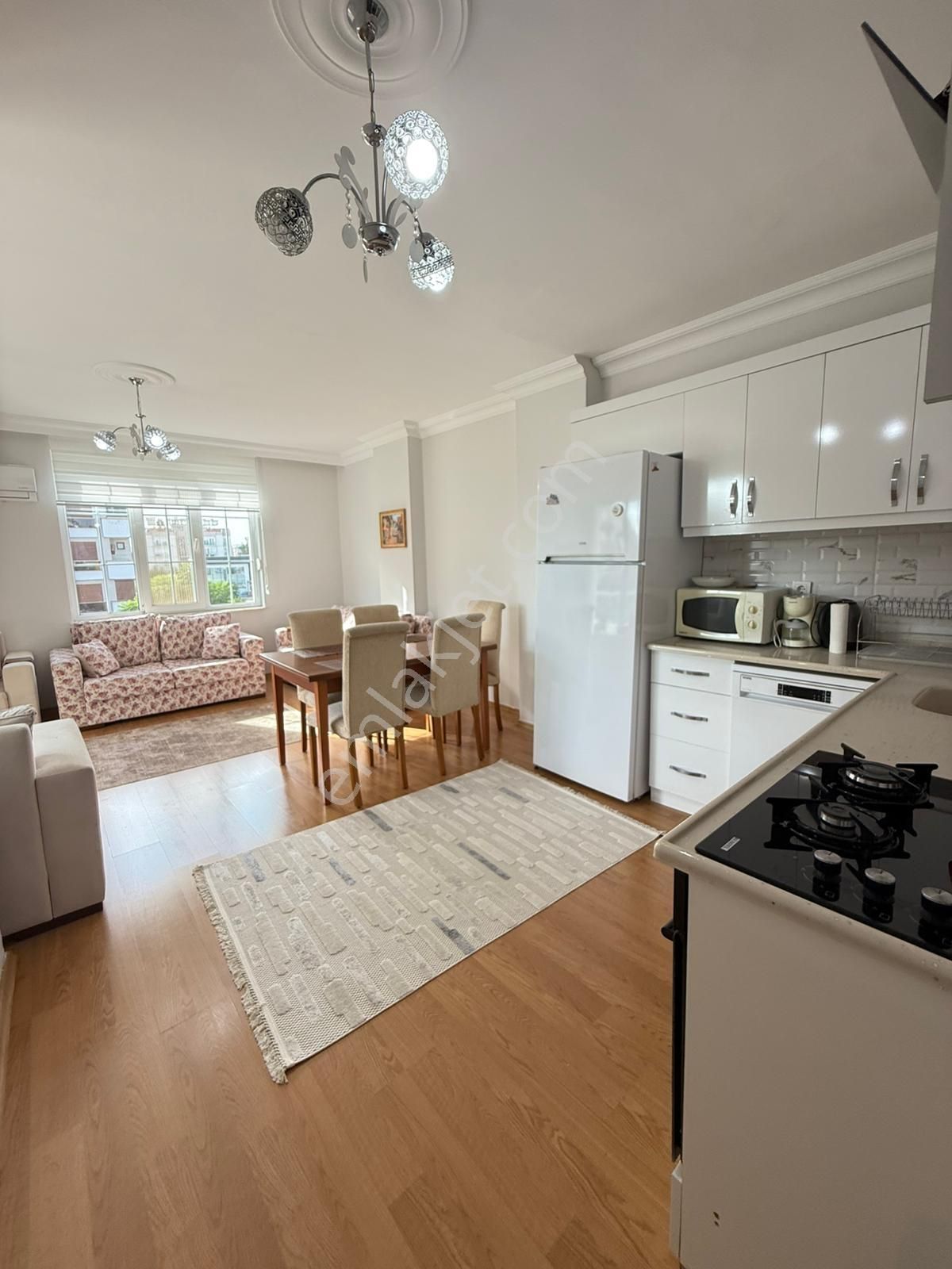 R.denktaş Caddesi Katta 2+1 Temiz Eşyalı Kiralık Daire - Görsel 11