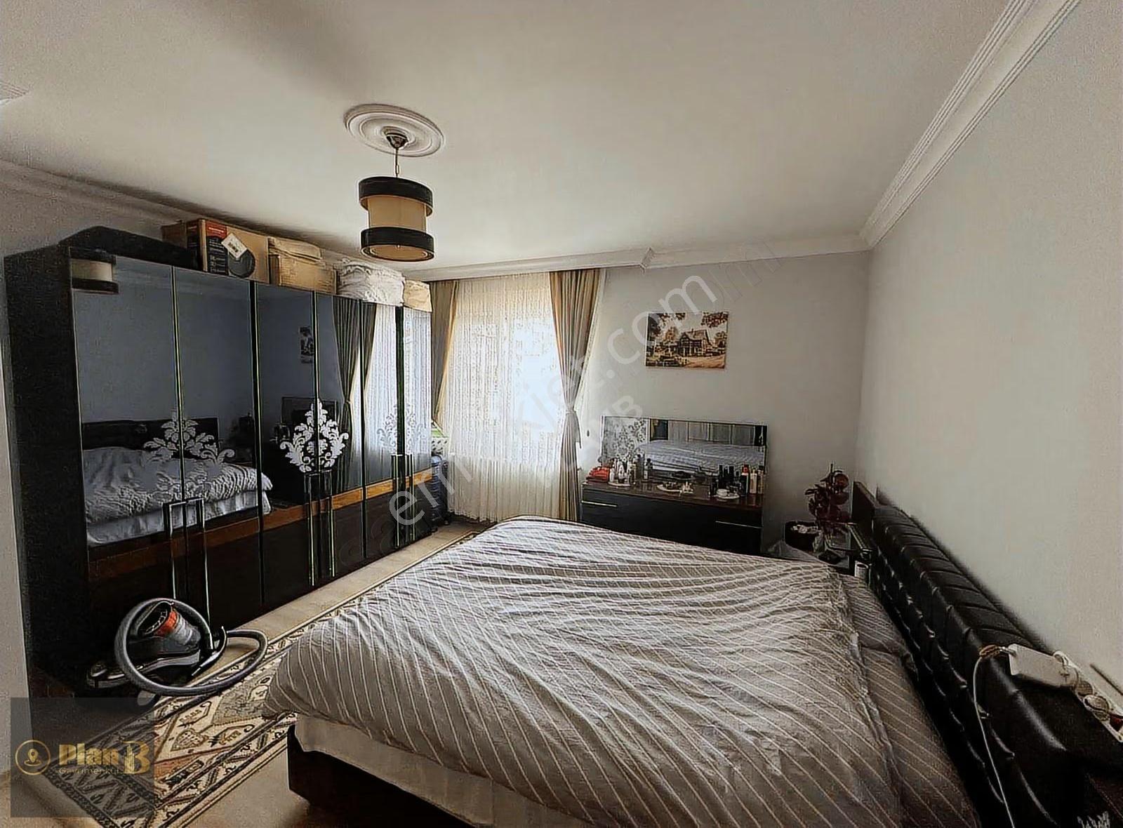 Boğazova Cad. Yakını Eşyalı, Masrafsız 3+1 Çatı Dubleks,site İçi - Görsel 3