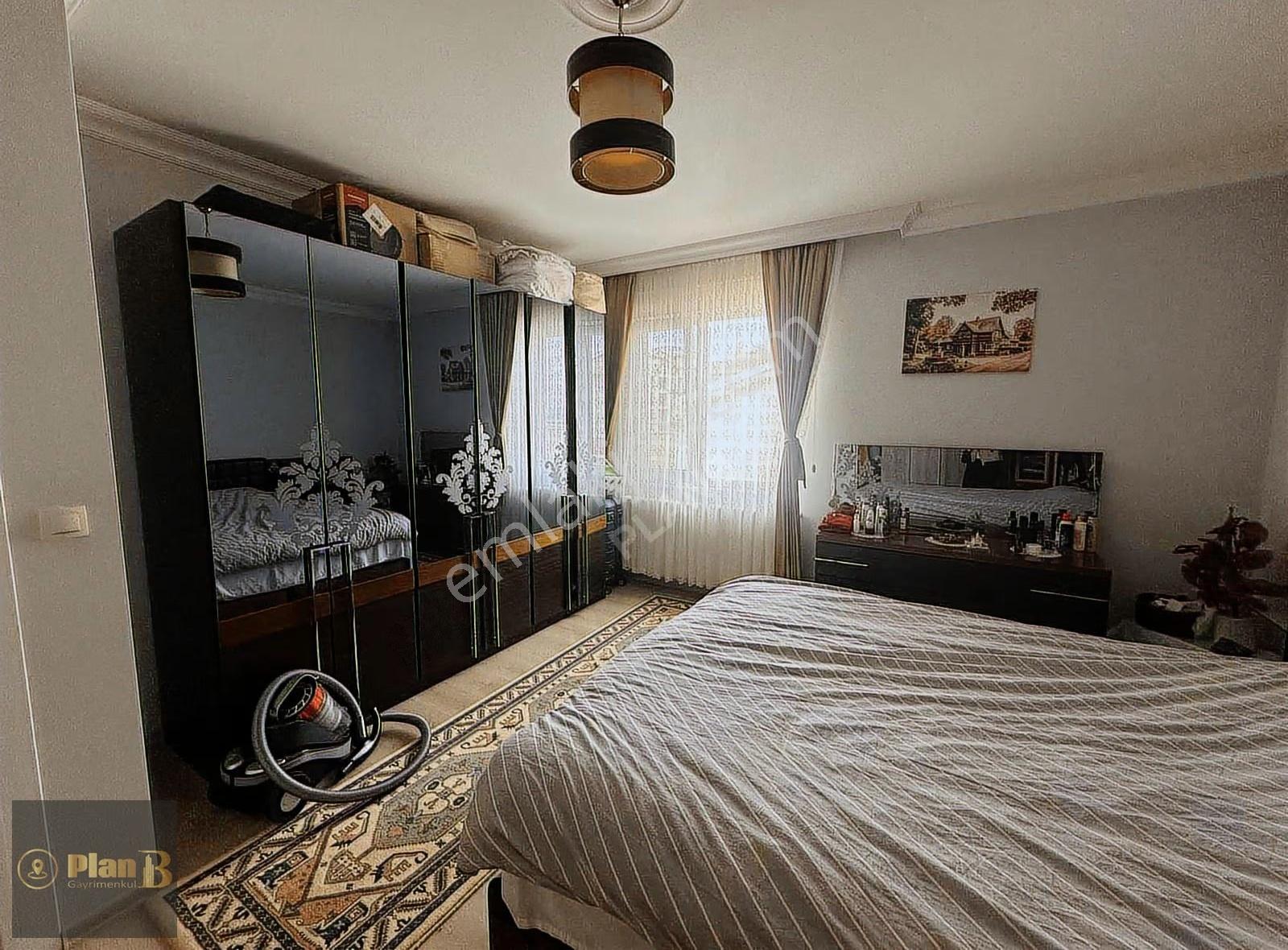 Boğazova Cad. Yakını Eşyalı, Masrafsız 3+1 Çatı Dubleks,site İçi - Görsel 24