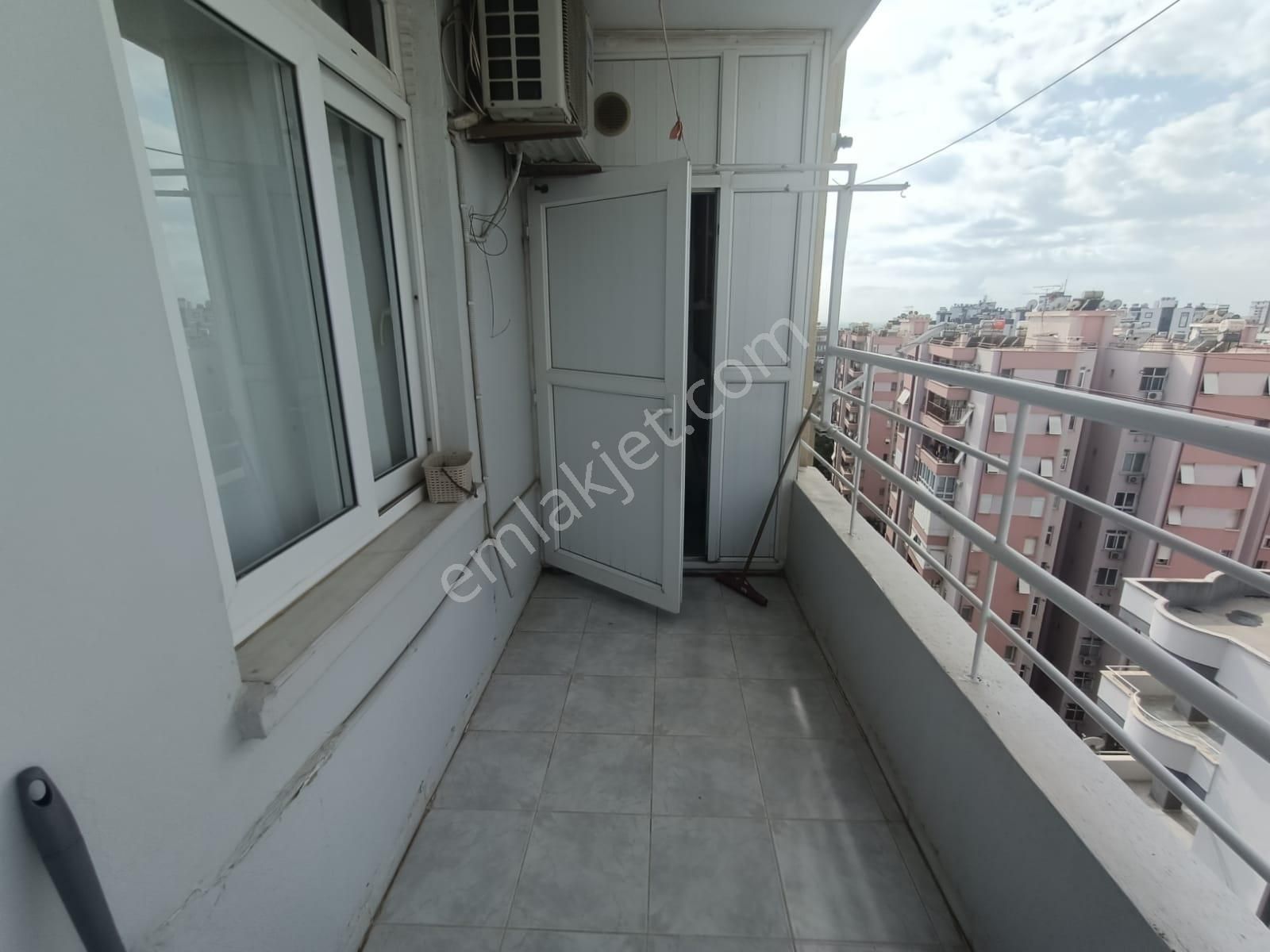 İz'den Bölgesin'de Emsalsiz 3+1+k.mutfak - Görsel 12