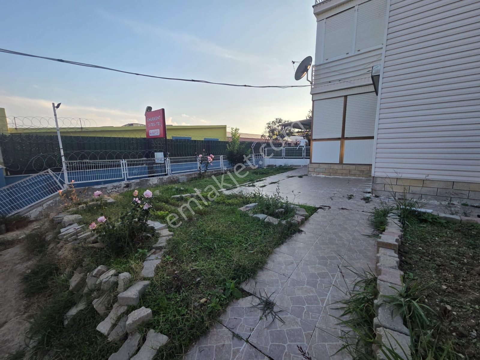 Haydar Emlaktan Yenicede Büyük Bahçeli,köşe,deniz Manz.havuzlu Sitede - Görsel 9