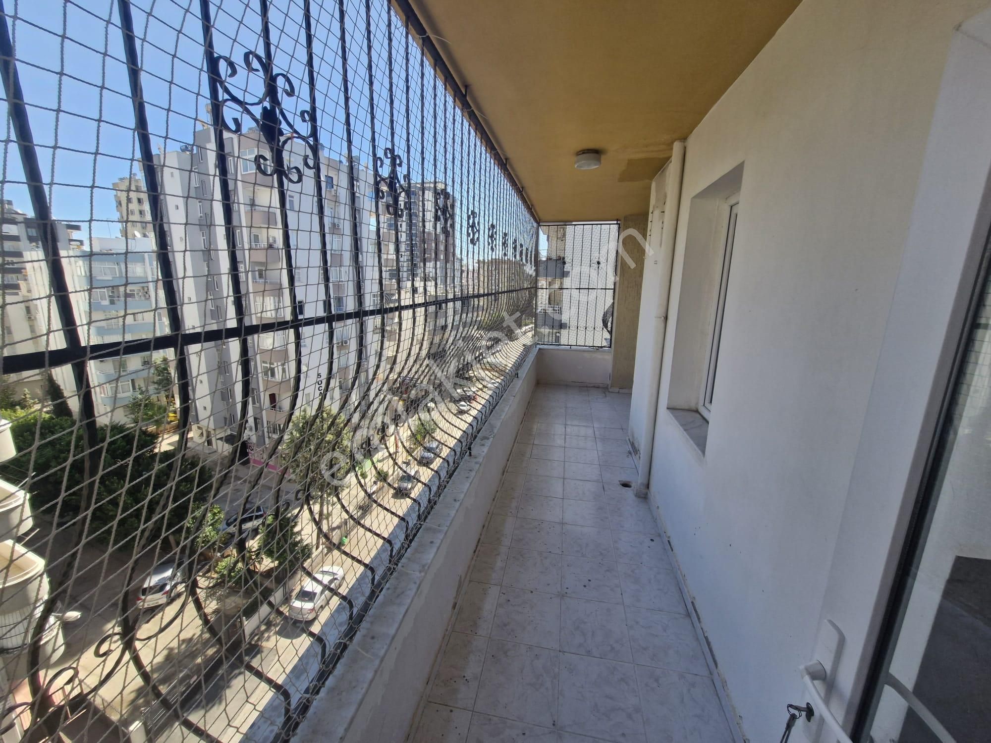 İz'den Kenen Evren'de Geniş Oturumlu Teras Balkonlu Daire - Görsel 12