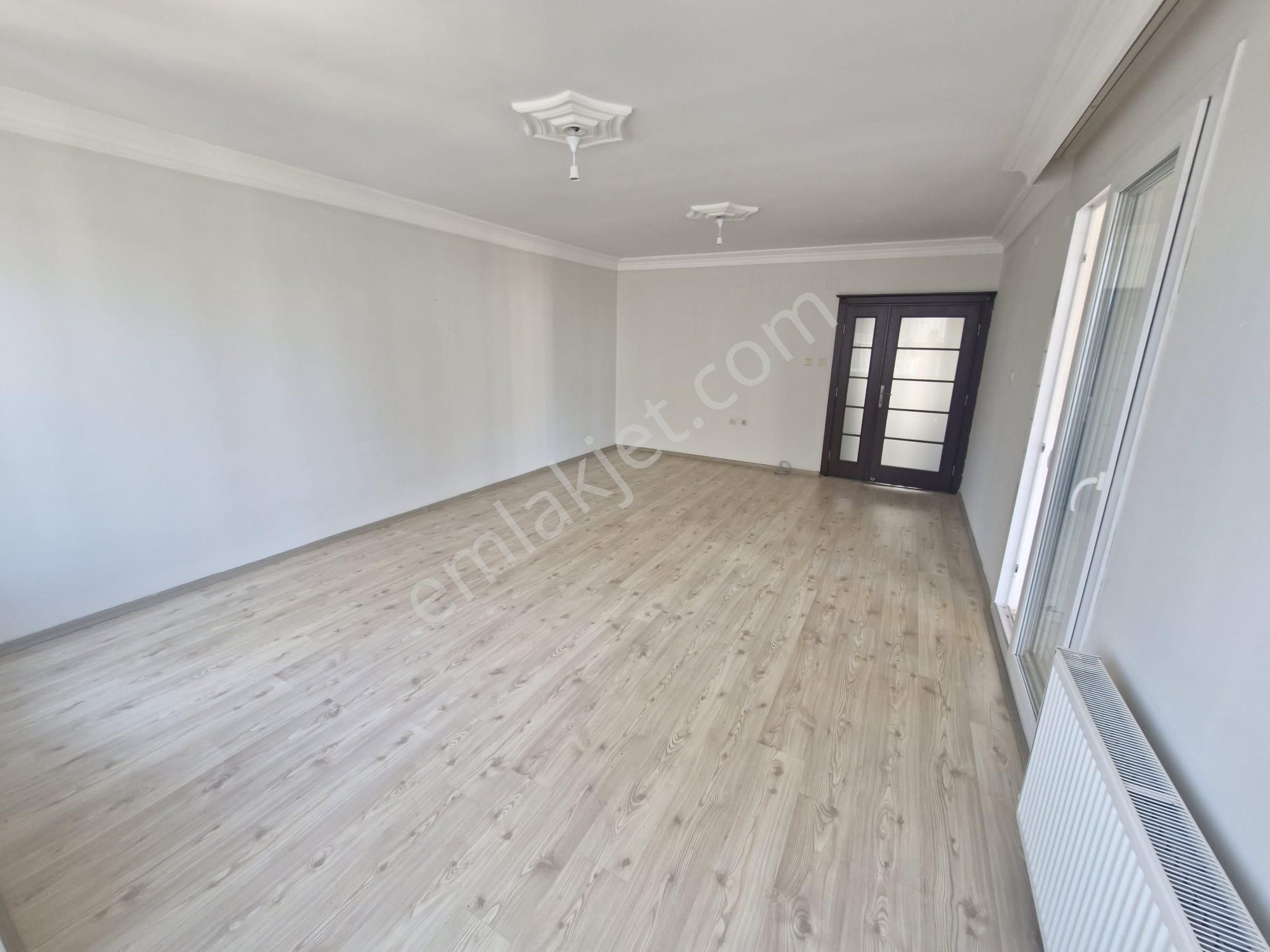 İz'den Kenen Evren'de Geniş Oturumlu Teras Balkonlu Daire - Görsel 11