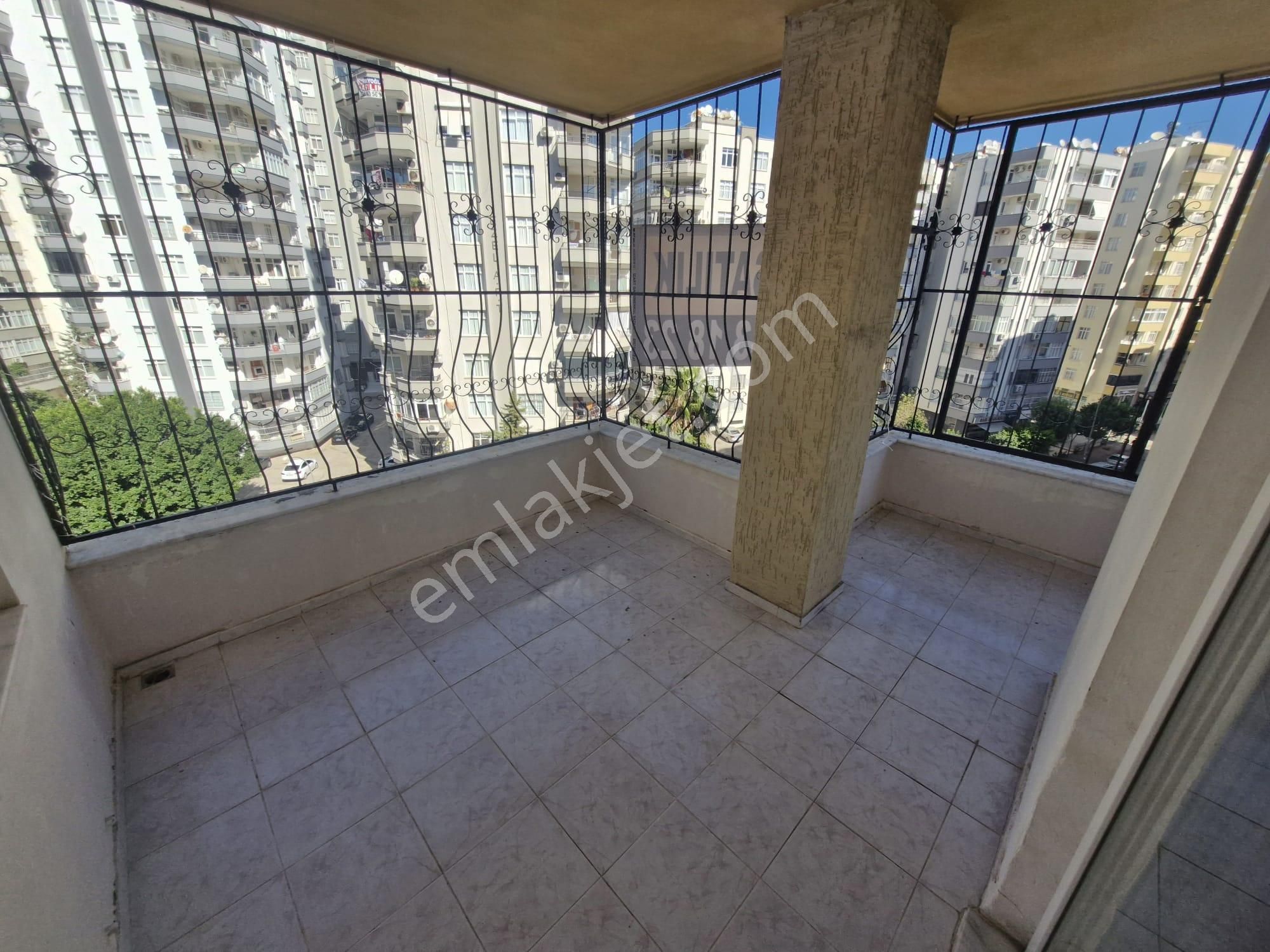 İz'den Kenen Evren'de Geniş Oturumlu Teras Balkonlu Daire - Görsel 20