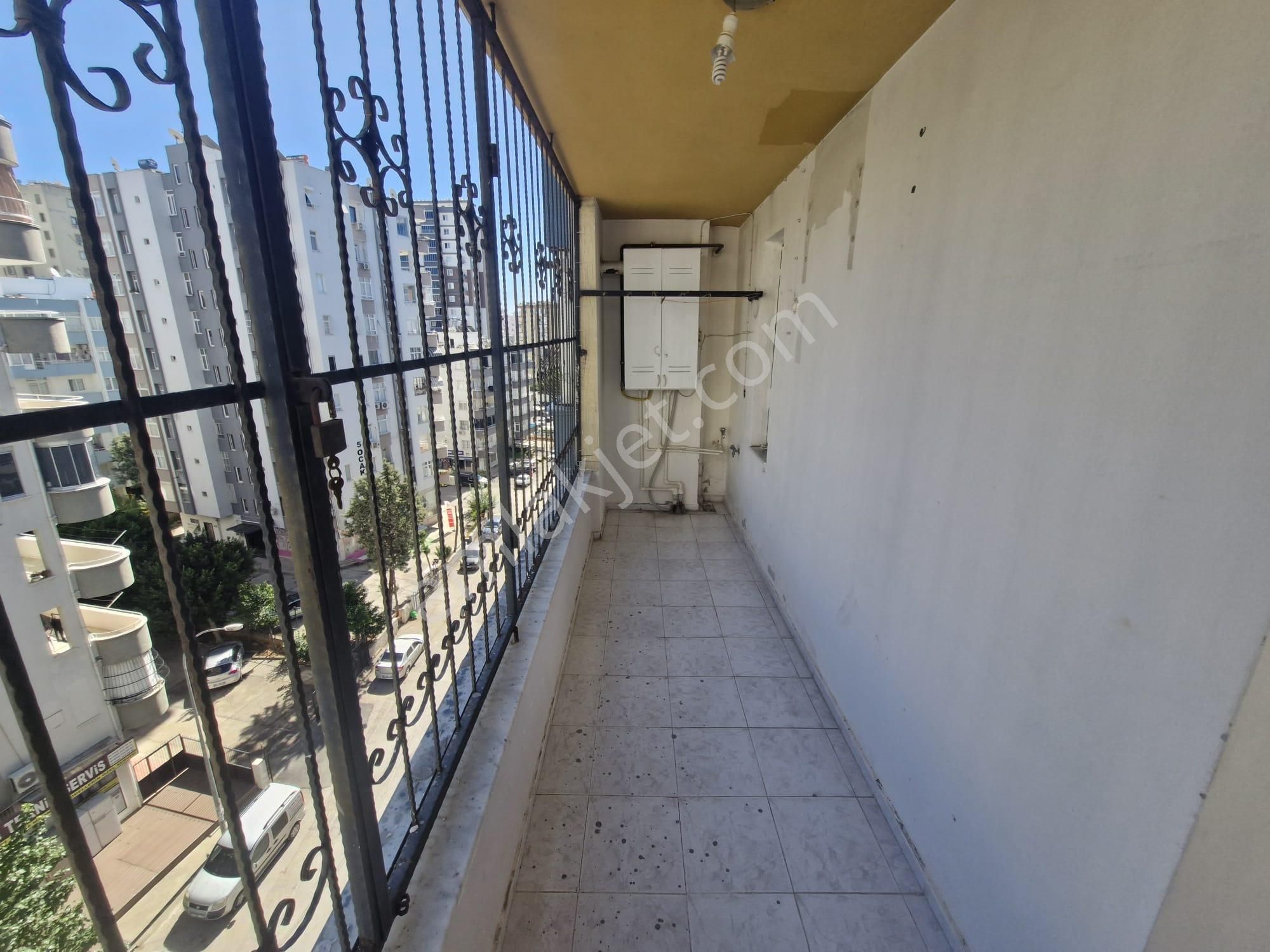 İz'den Kenen Evren'de Geniş Oturumlu Teras Balkonlu Daire - Görsel 19