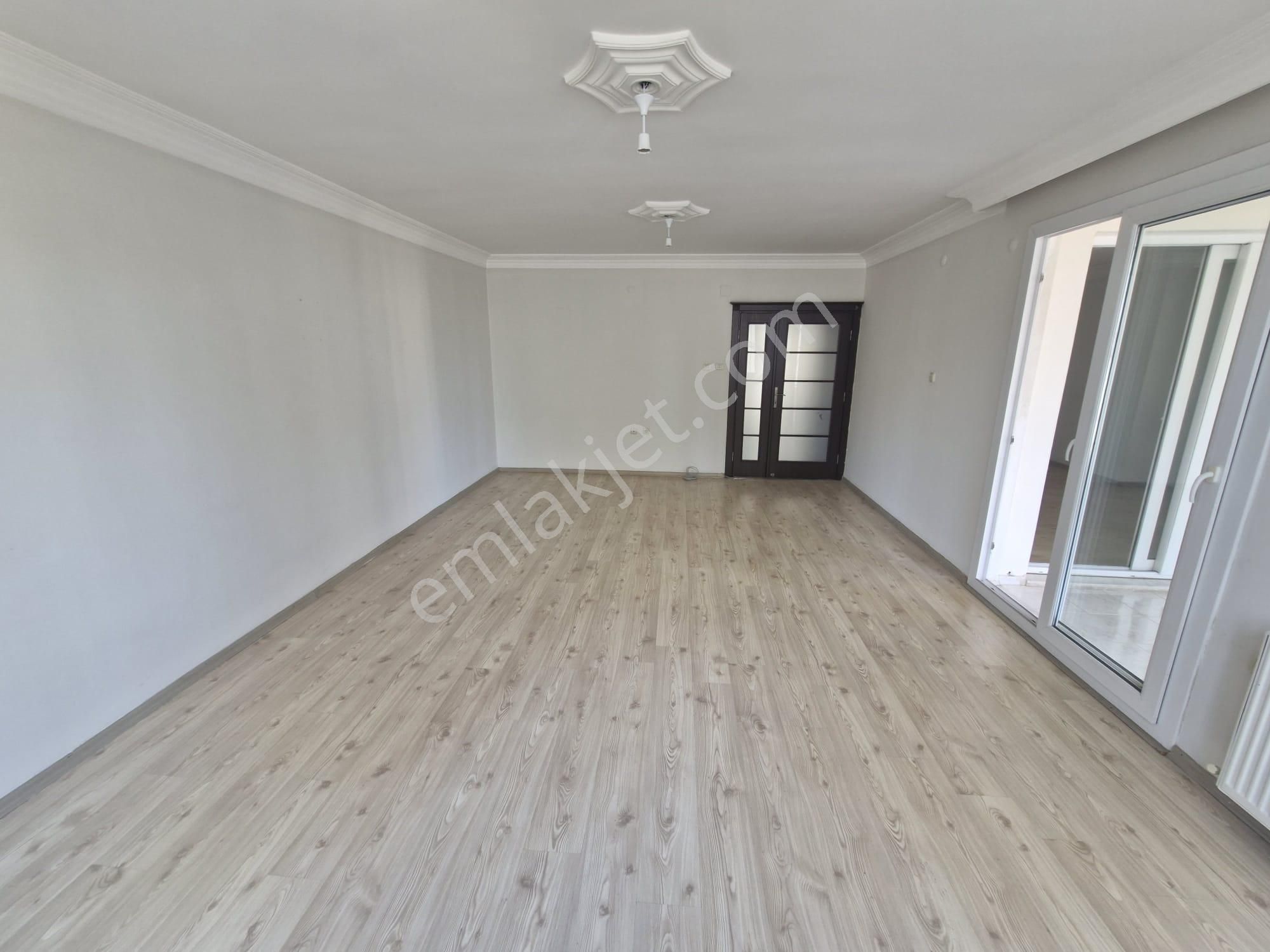 İz'den Kenen Evren'de Geniş Oturumlu Teras Balkonlu Daire - Görsel 13