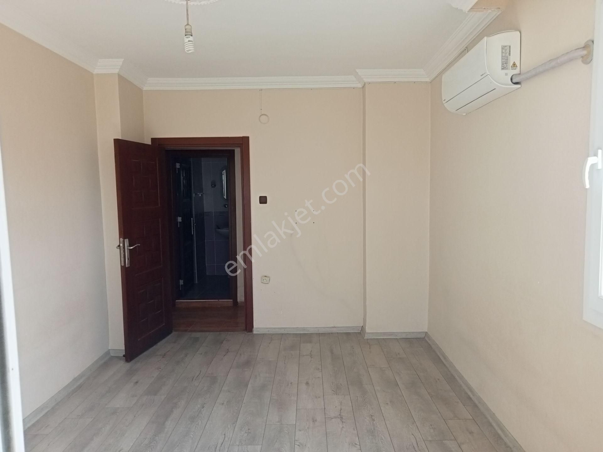 Satılık 3+1 Beyazevler De Odaları Geniş İskanlı Hasarsız Bina Site İçerisin De 4000000tl - Görsel 8