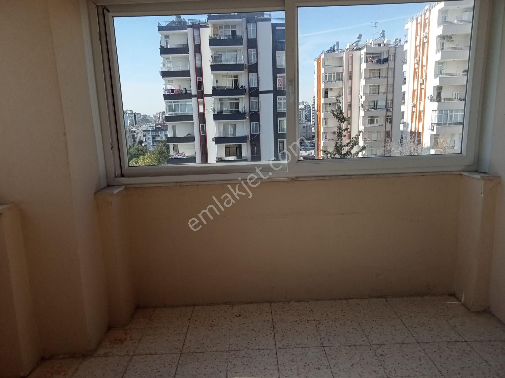 Satılık 3+1 Beyazevler De Odaları Geniş İskanlı Hasarsız Bina Site İçerisin De 4000000tl - Görsel 25