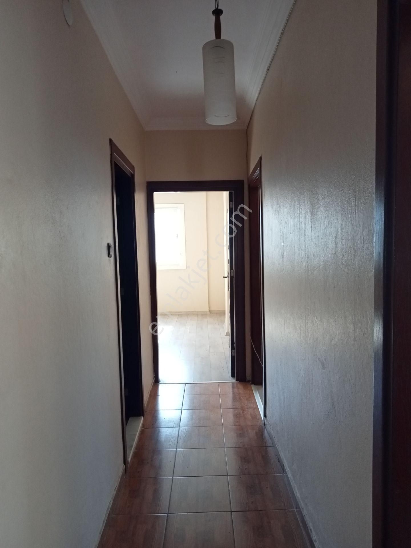 Satılık 3+1 Beyazevler De Odaları Geniş İskanlı Hasarsız Bina Site İçerisin De 4000000tl - Görsel 15