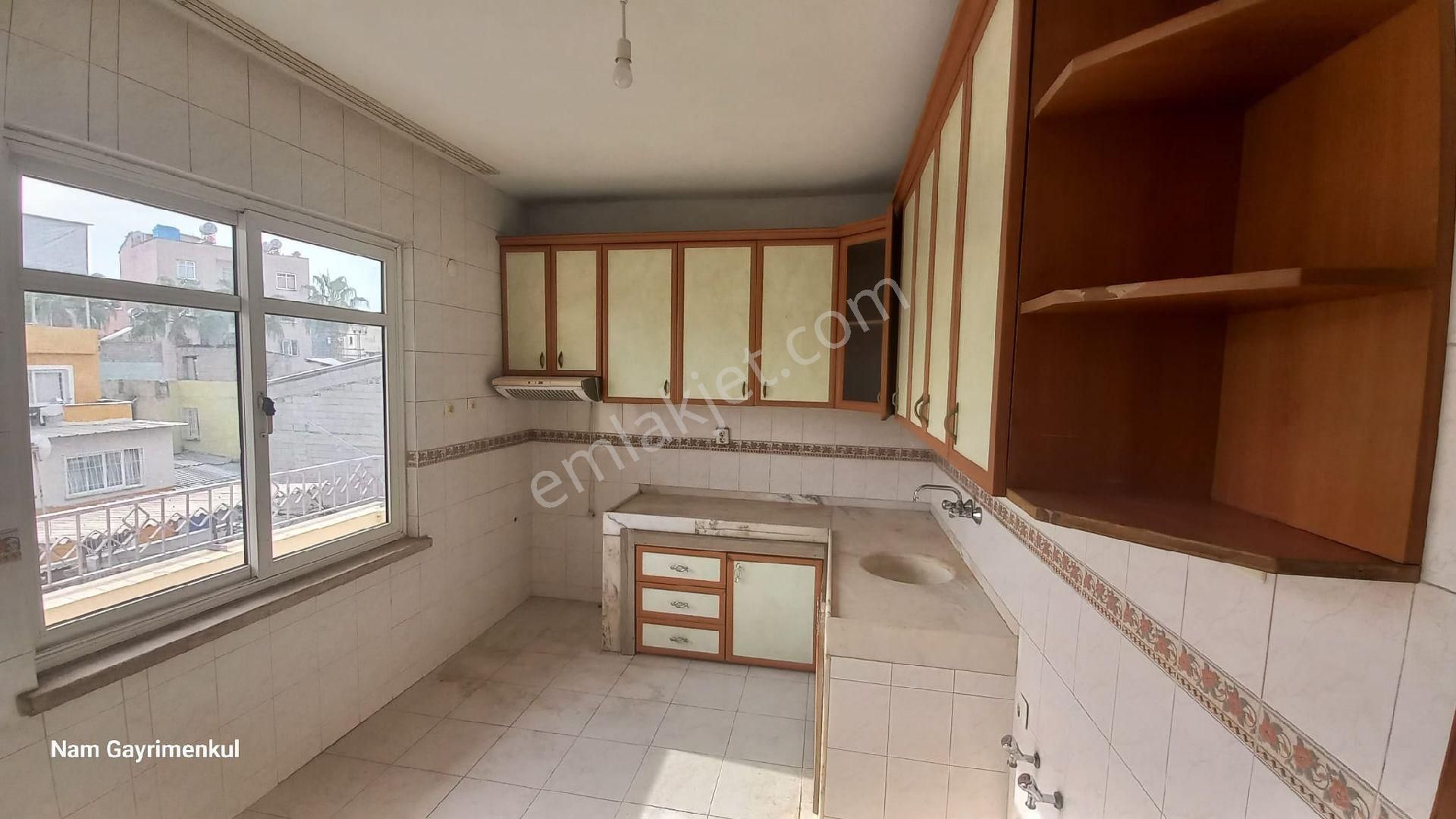 Selçuklar Mahallesi'nde 3+1 Kiralık Daire - Görsel 5