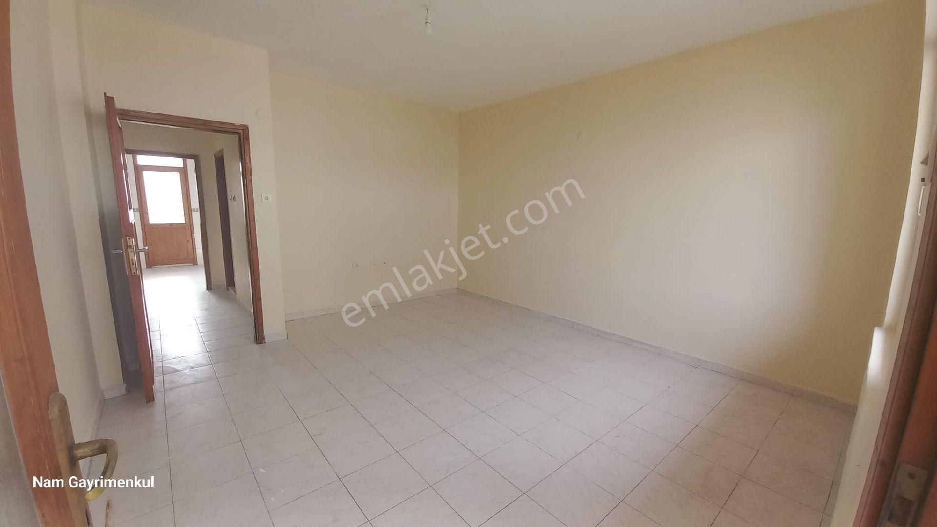 Selçuklar Mahallesi'nde 3+1 Kiralık Daire - Görsel 13
