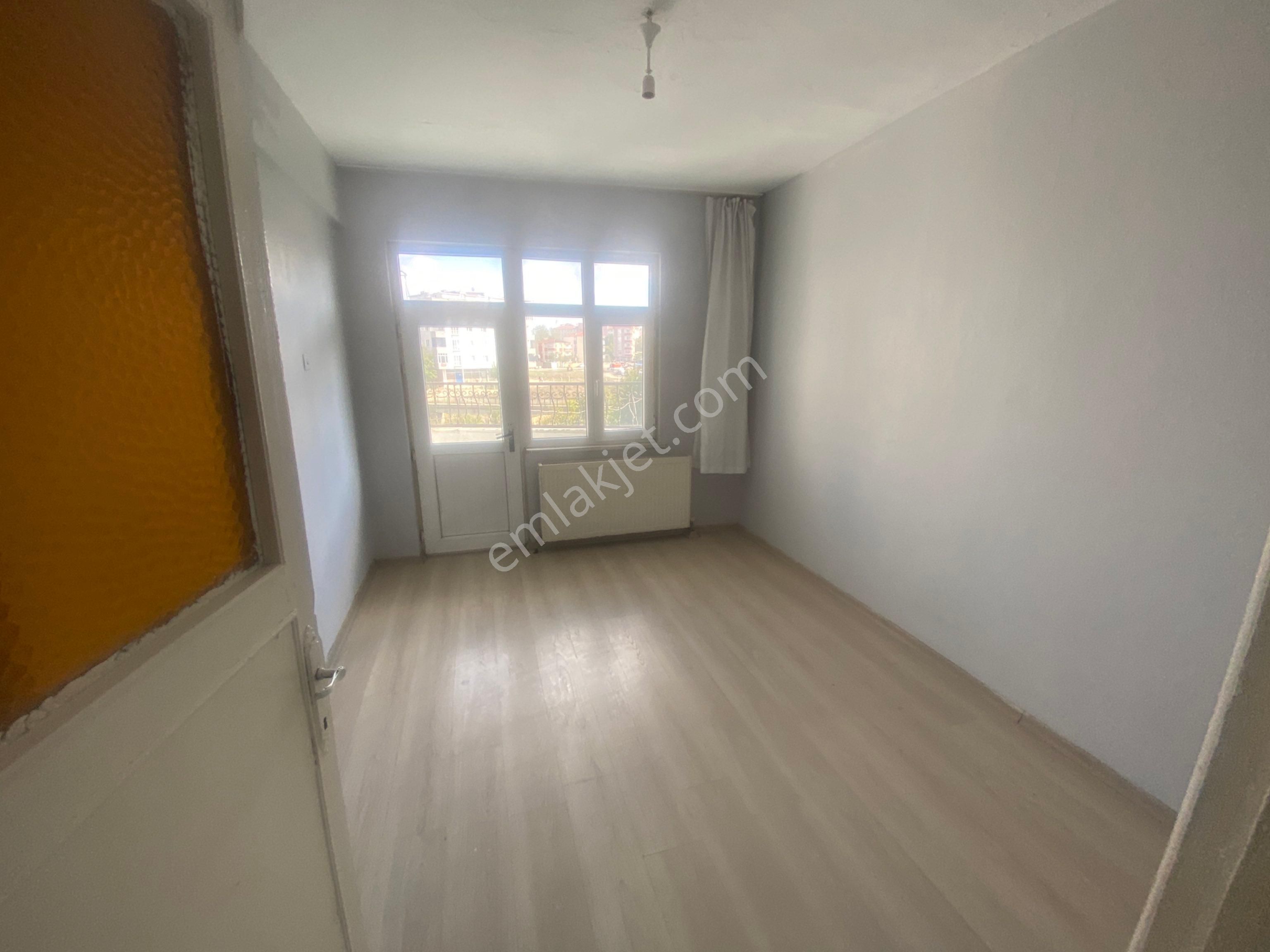 Uğur Emlaktan Bağlık Mah 3+1 3. Kat Yatırımlık Daire - Görsel 6