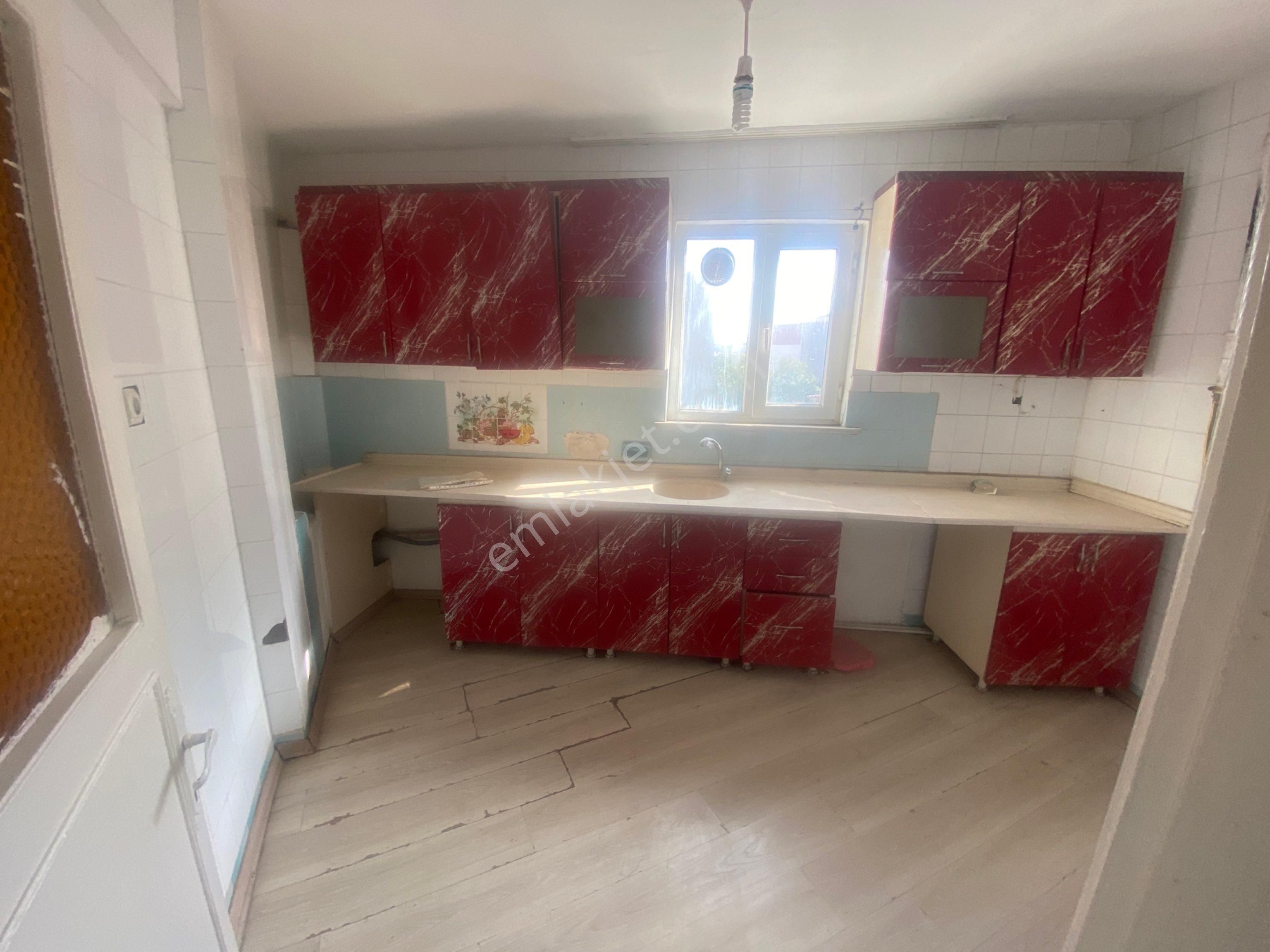 Uğur Emlaktan Bağlık Mah 3+1 3. Kat Yatırımlık Daire - Görsel 10