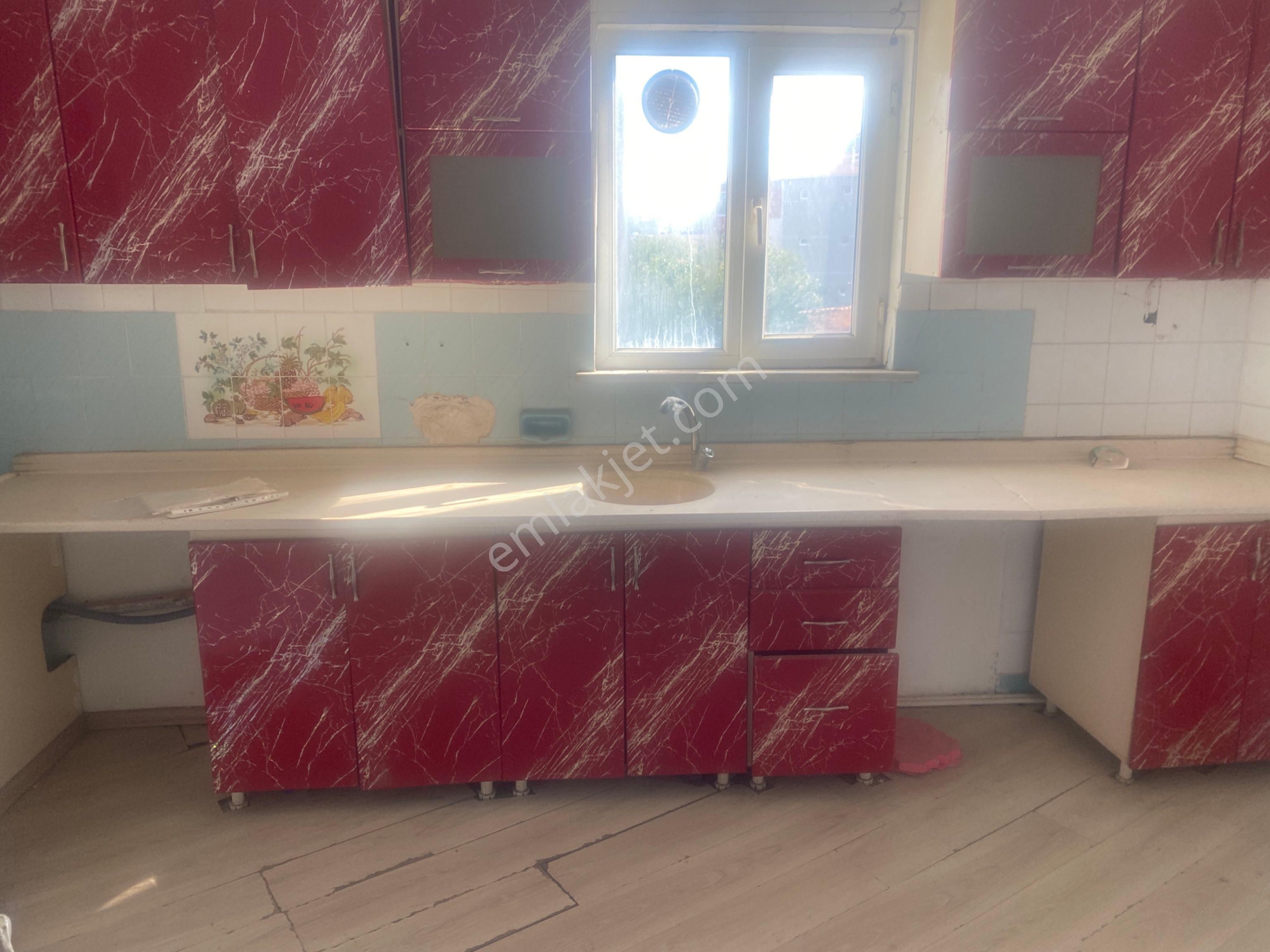 Uğur Emlaktan Bağlık Mah 3+1 3. Kat Yatırımlık Daire - Görsel 9