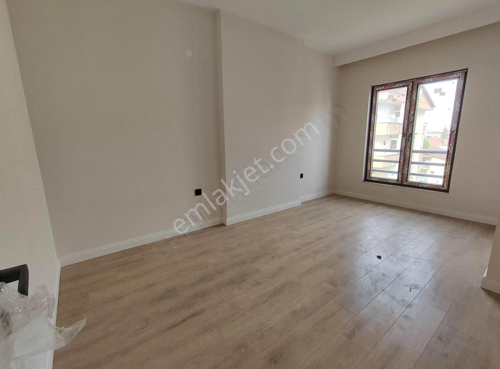 Çiftlikköy Sahilde Caddeye Cephe Sıfır 4+1 Dubleks Daire - Görsel 13