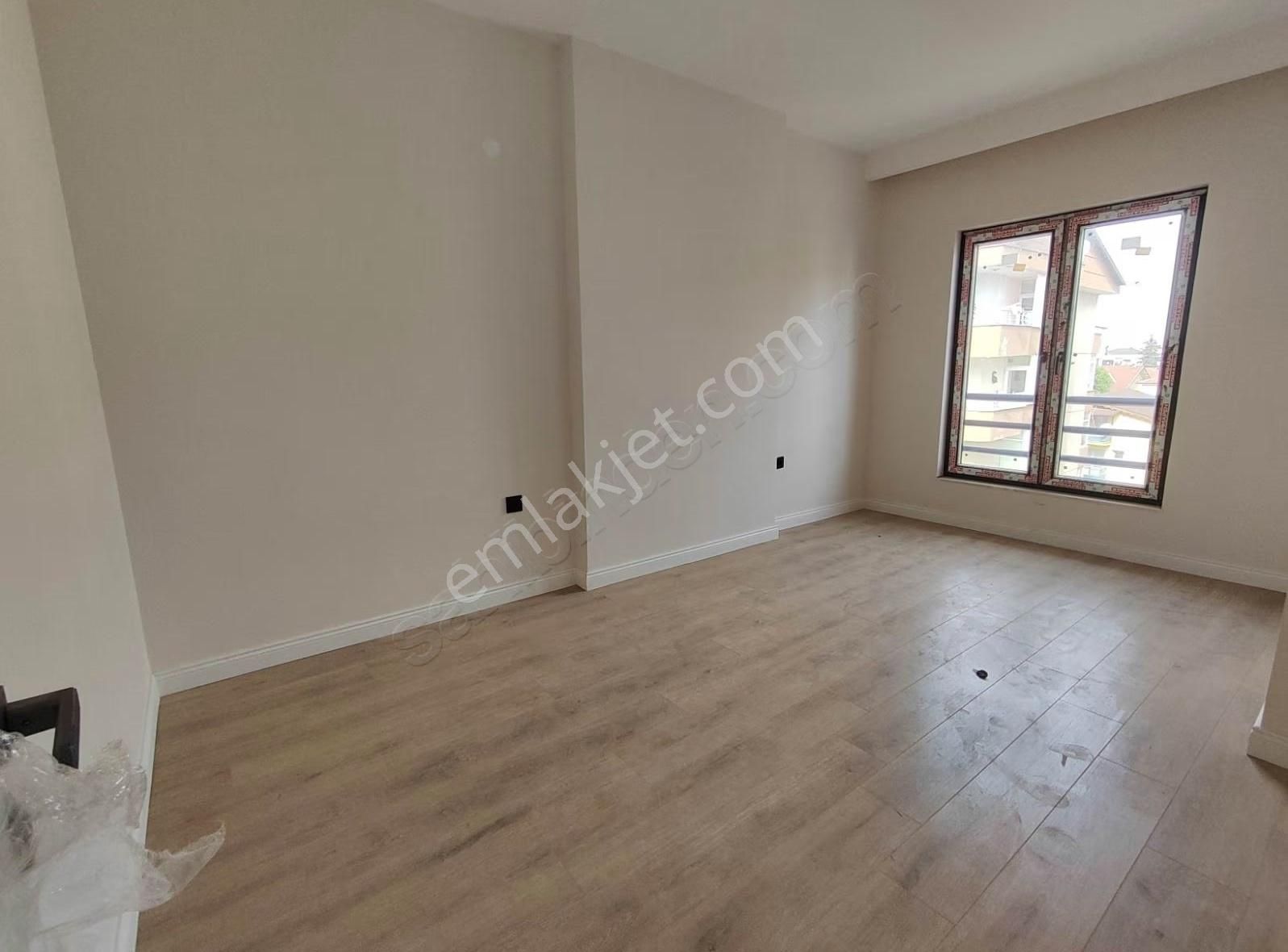 Çiftlikköy Sahilde Caddeye Cephe Sıfır 4+1 Dubleks Daire - Görsel 16