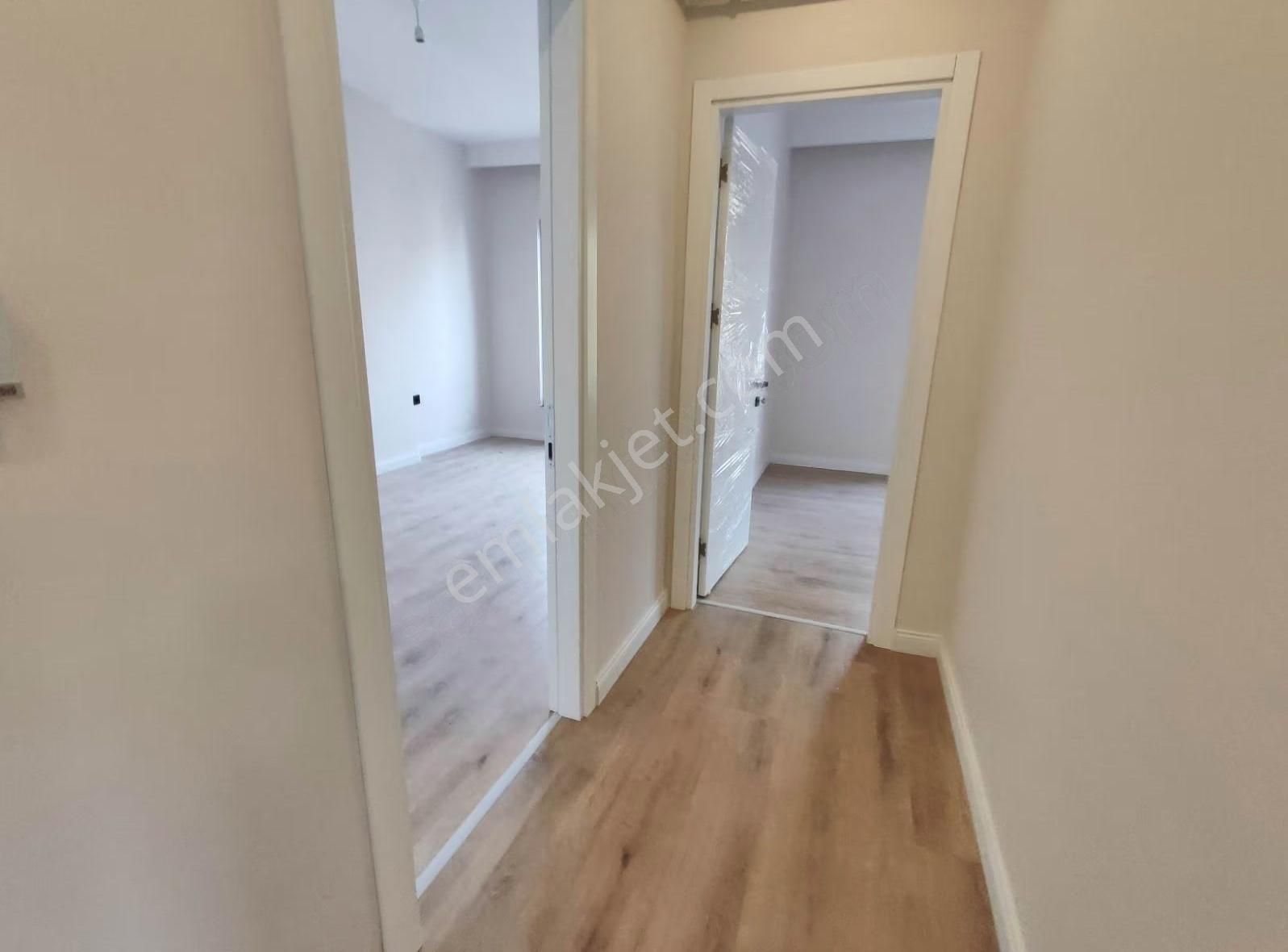 Çiftlikköy Sahilde Caddeye Cephe Sıfır 4+1 Dubleks Daire - Görsel 4