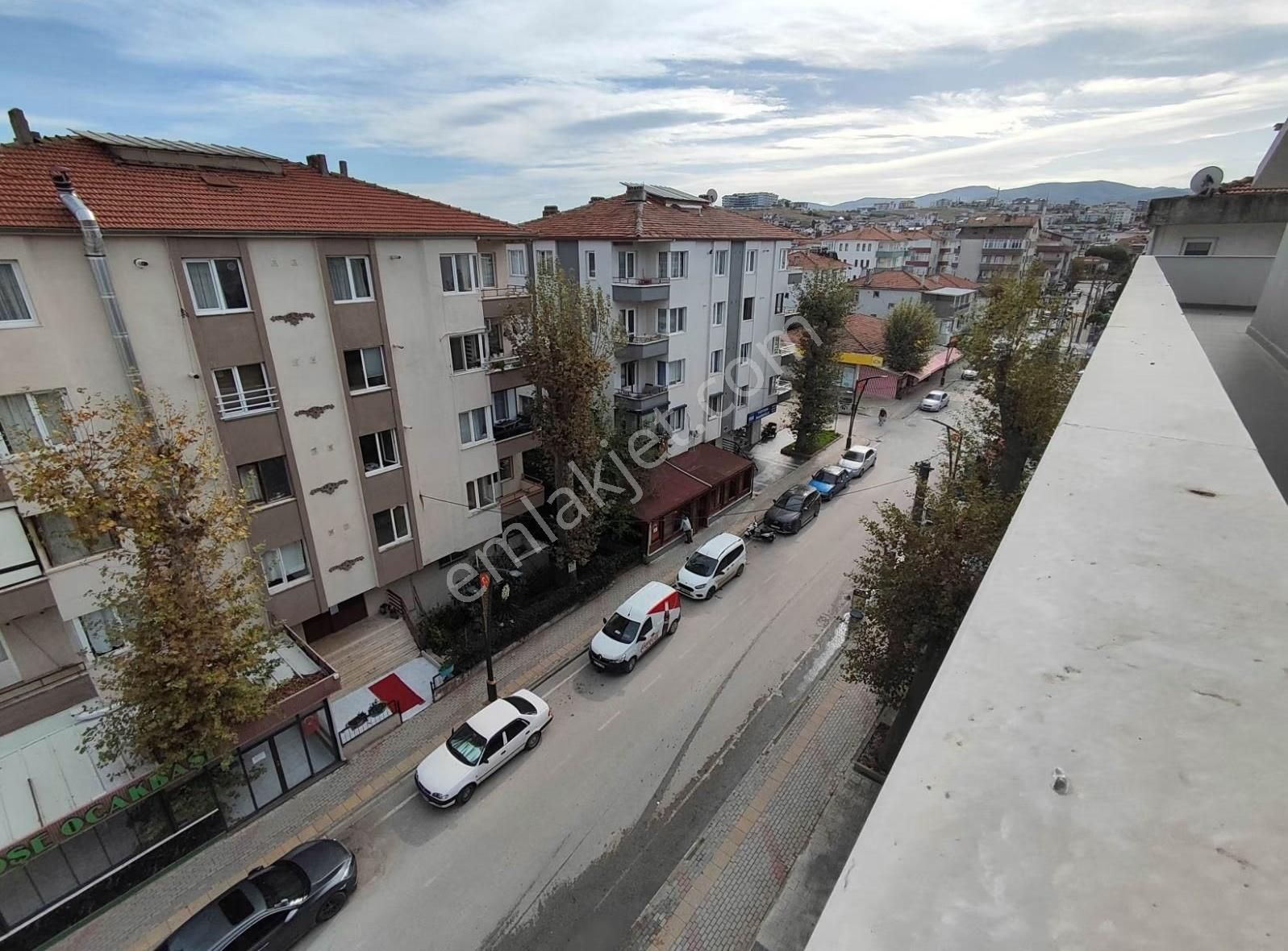 Çiftlikköy Sahilde Caddeye Cephe Sıfır 4+1 Dubleks Daire - Görsel 21