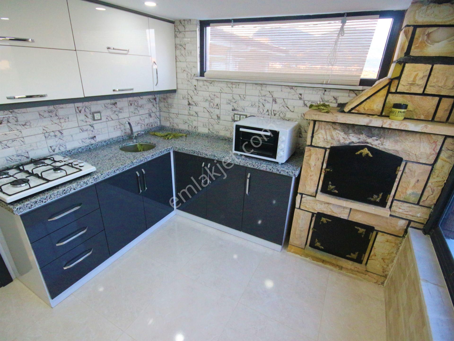 Tek Yetkili Alfa'dan Güre'de 200m2 Bahçeli 4+1 Müstakil Villa - Görsel 11