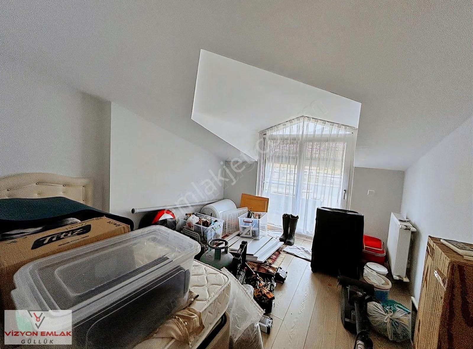 Muğla Güllük Neka Sitesinde Denize 50 Metre Mesafede 5+1 Daire - Görsel 18