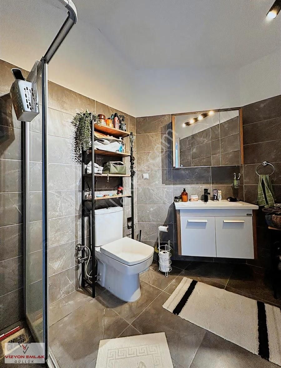 Muğla Güllük Neka Sitesinde Denize 50 Metre Mesafede 5+1 Daire - Görsel 2