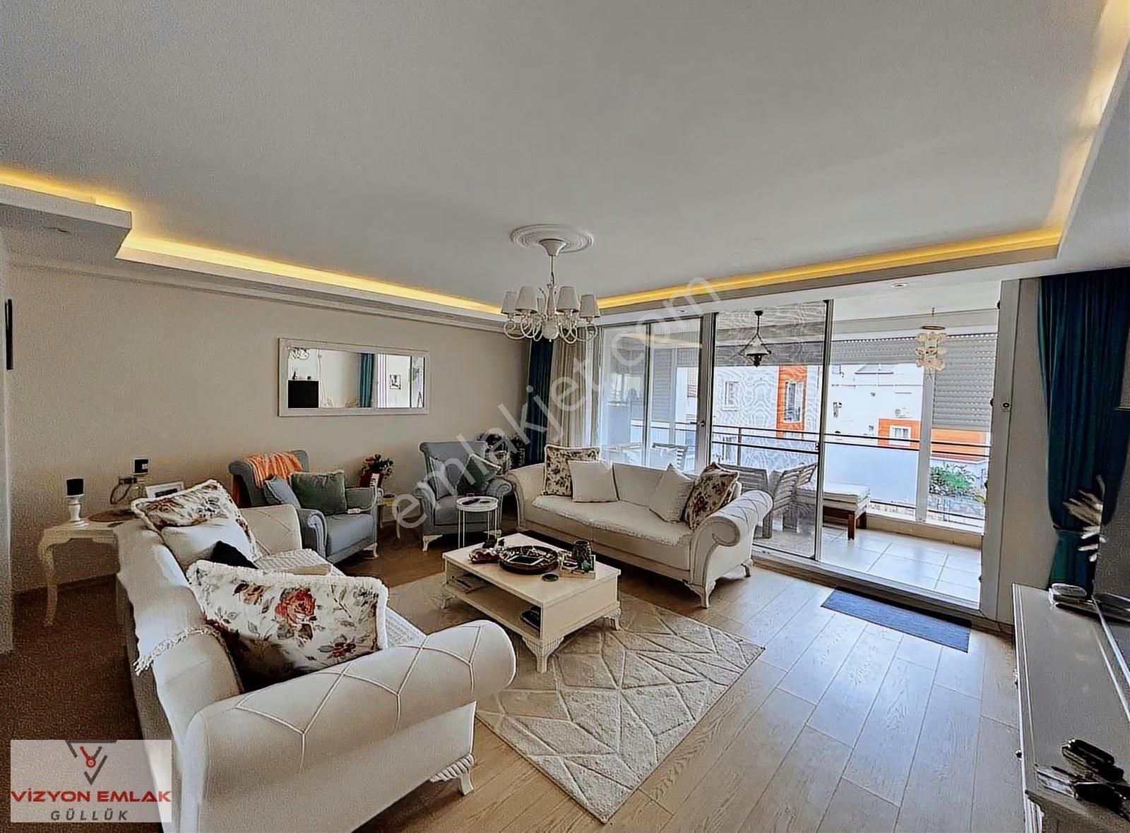 Muğla Güllük Neka Sitesinde Denize 50 Metre Mesafede 5+1 Daire - Görsel 26