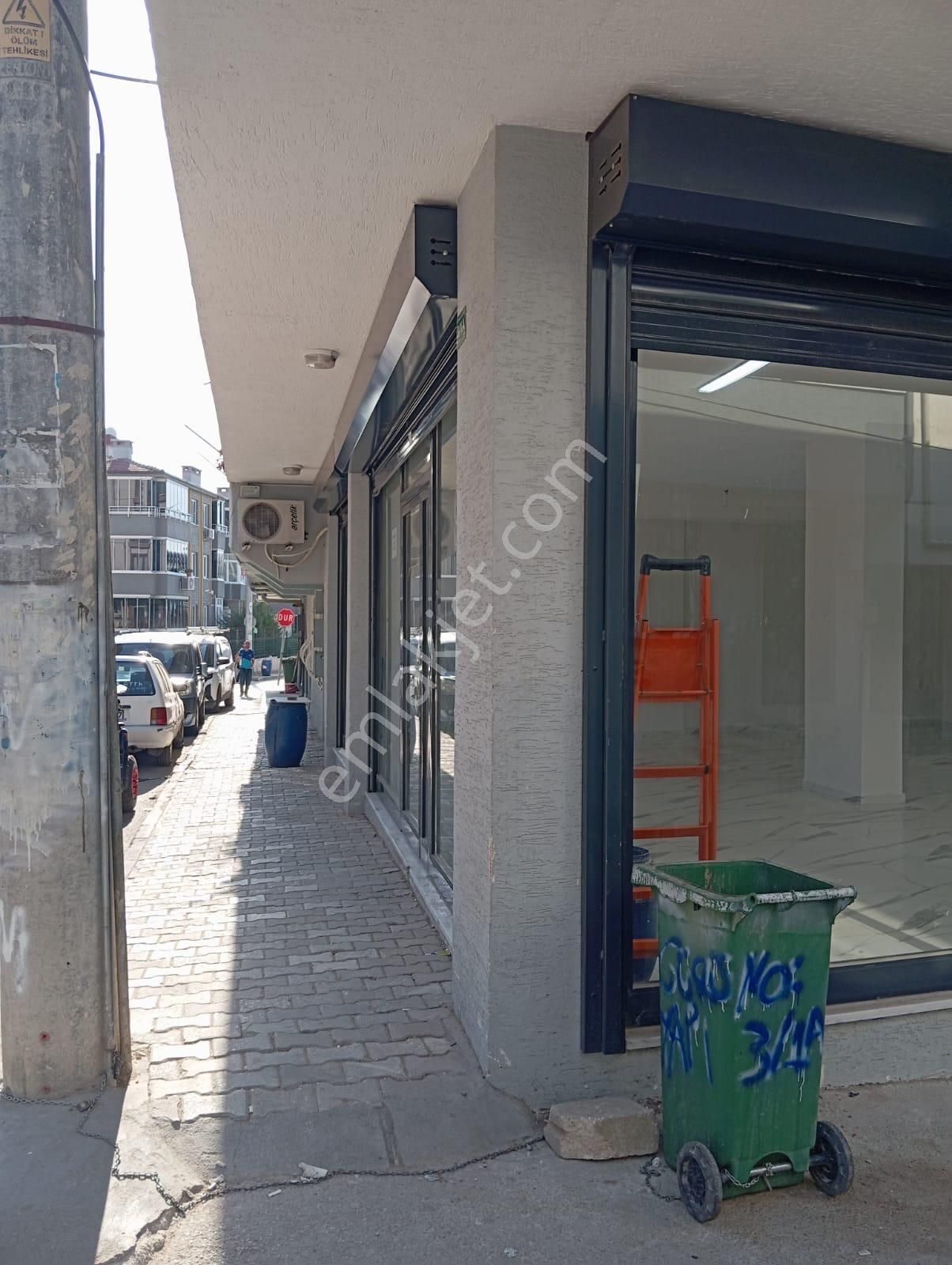 My Ekipten Osmangazi Emekte Cadde Üzeri Kiralık Dükkan - Görsel 4