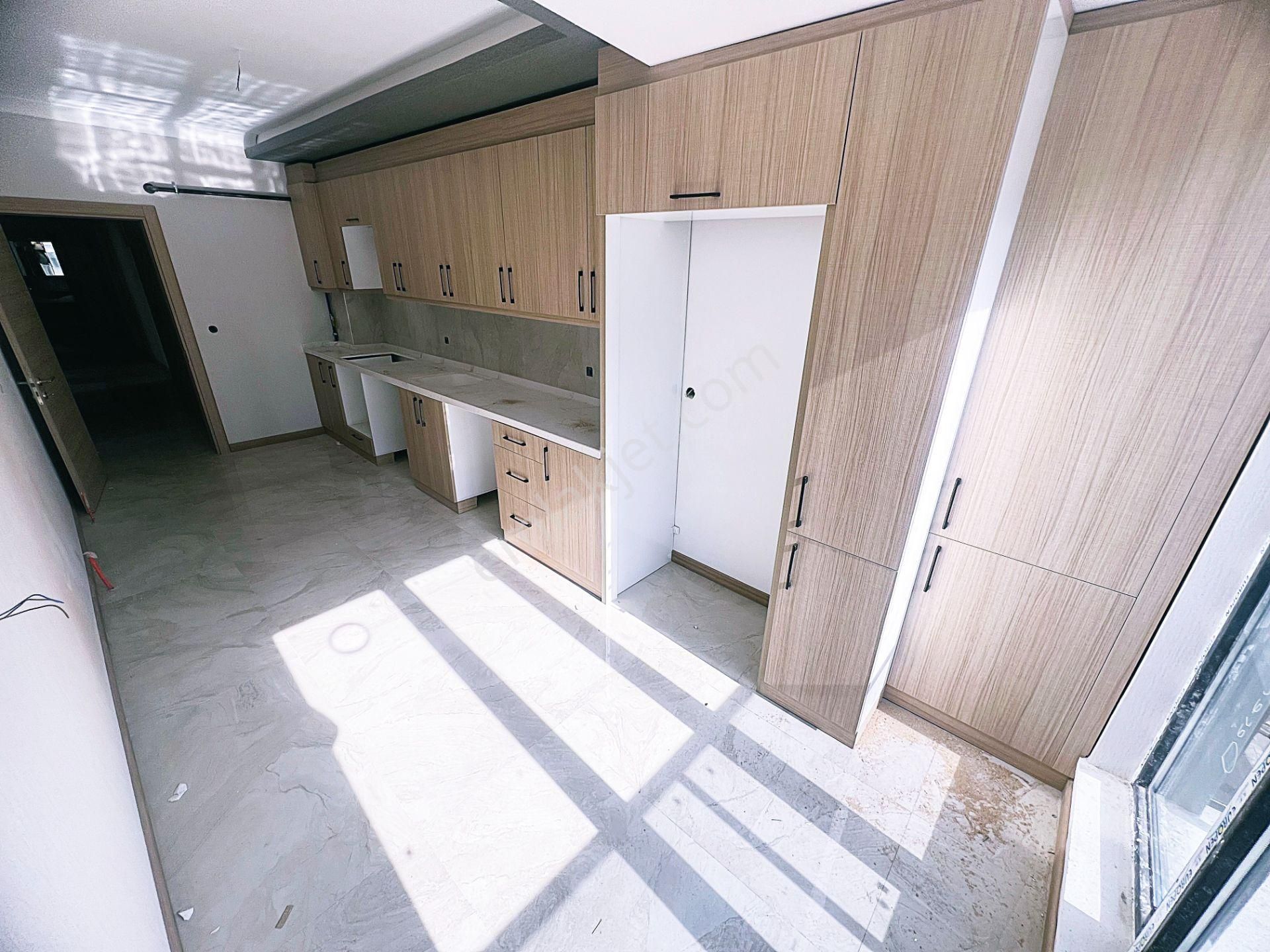 Cihandan Güventepe Kalaballı Güventepe Cadde Yakını Satlık 3+1 - Görsel 4