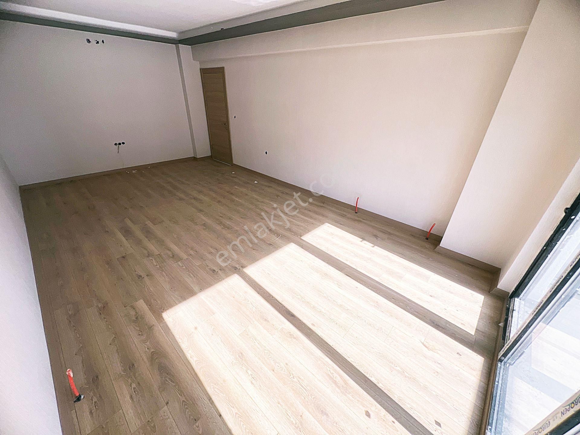 Cihandan Güventepe Kalaballı Güventepe Cadde Yakını Satlık 3+1 - Görsel 14