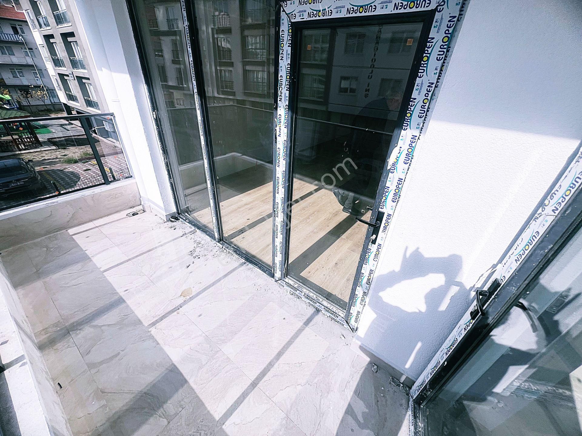 Cihandan Güventepe Kalaballı Güventepe Cadde Yakını Satlık 3+1 - Görsel 7