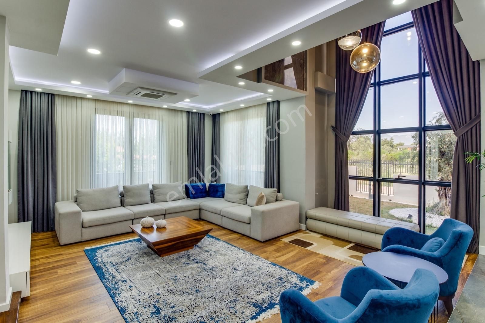 Yeşilbayır'da Özel Tasarım Geniş Ve Modern 6+1 Tripleks Villa - Görsel 14