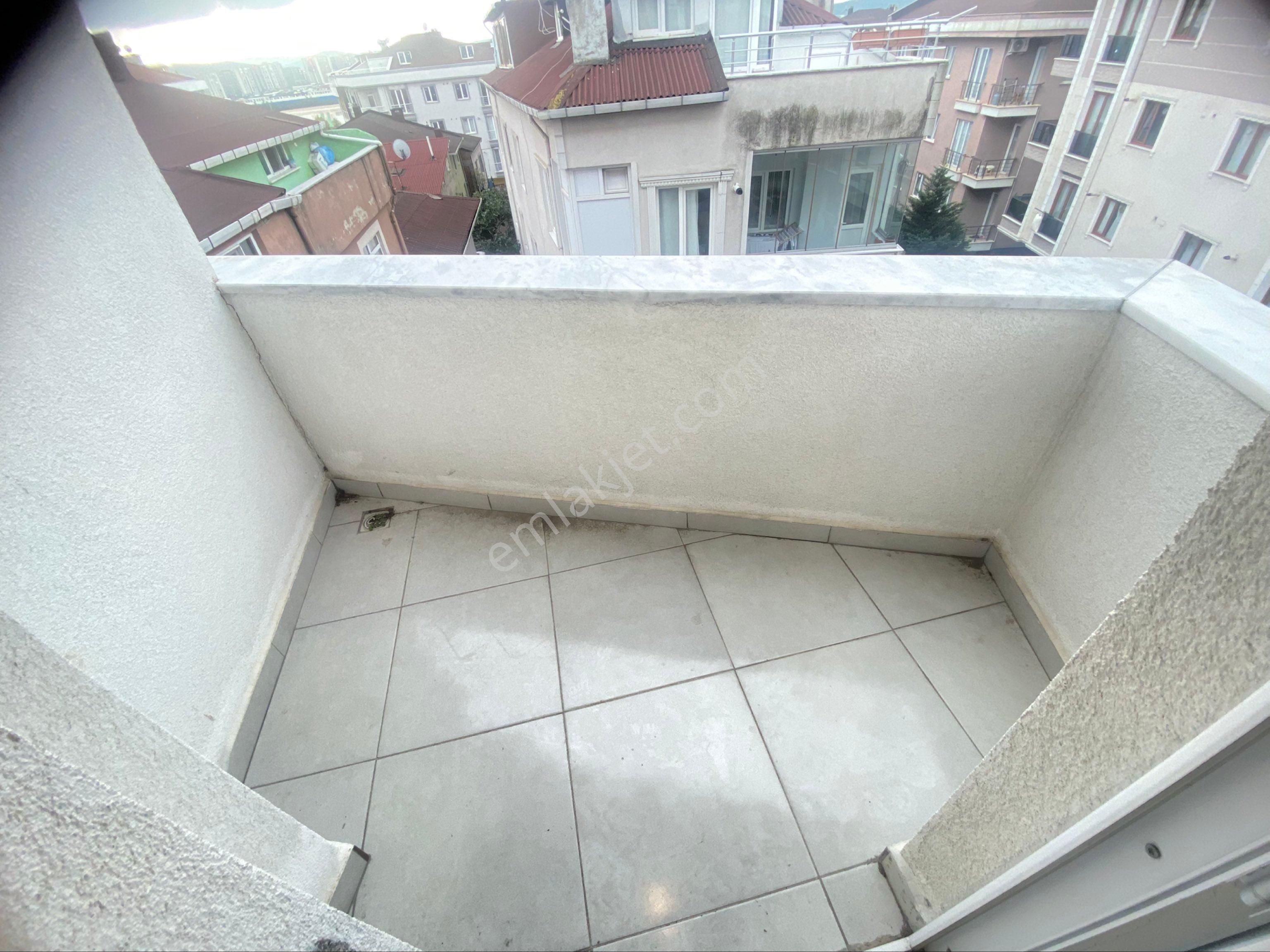 Merve Mahallesinde 2+1 Ara Kat Satılık Daire - Görsel 7