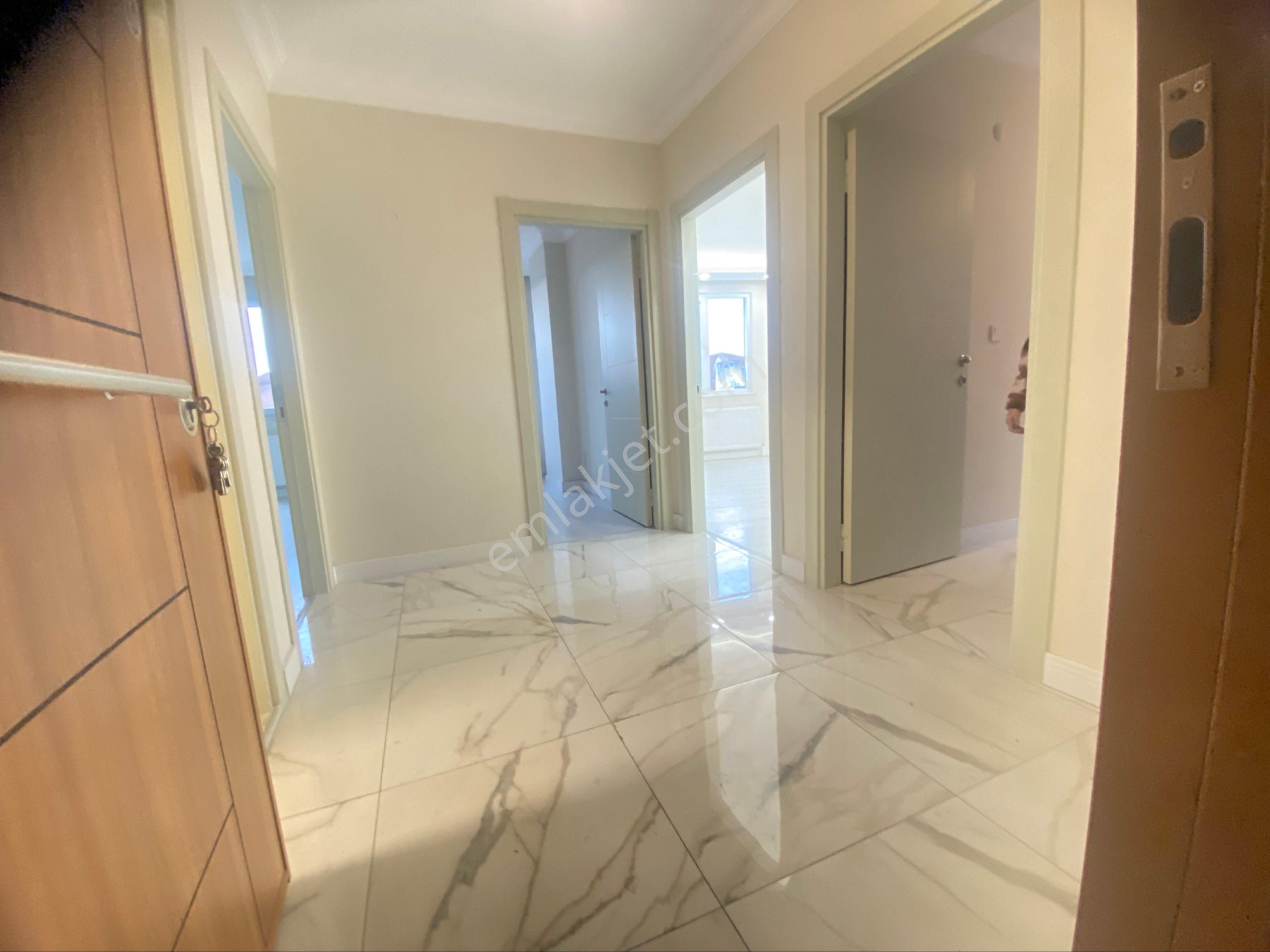 Merve Mahallesinde 2+1 Ara Kat Satılık Daire - Görsel 15